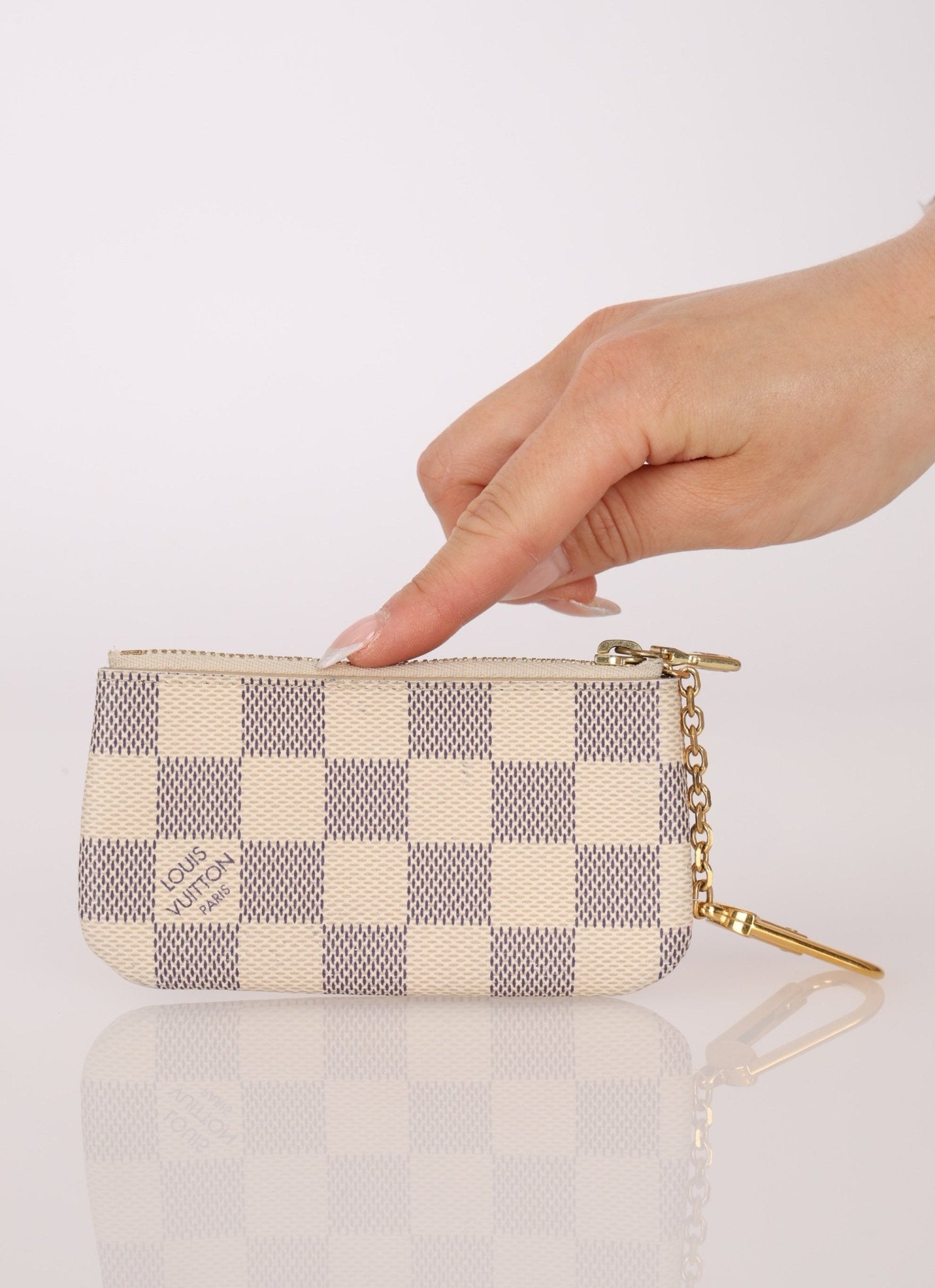 Louis Vuitton Damier Azur Key Pouch - FashioNica