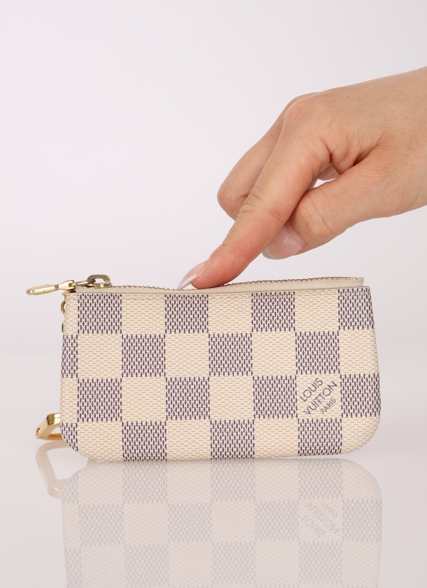 Louis Vuitton Damier Azur Key Pouch - FashioNica