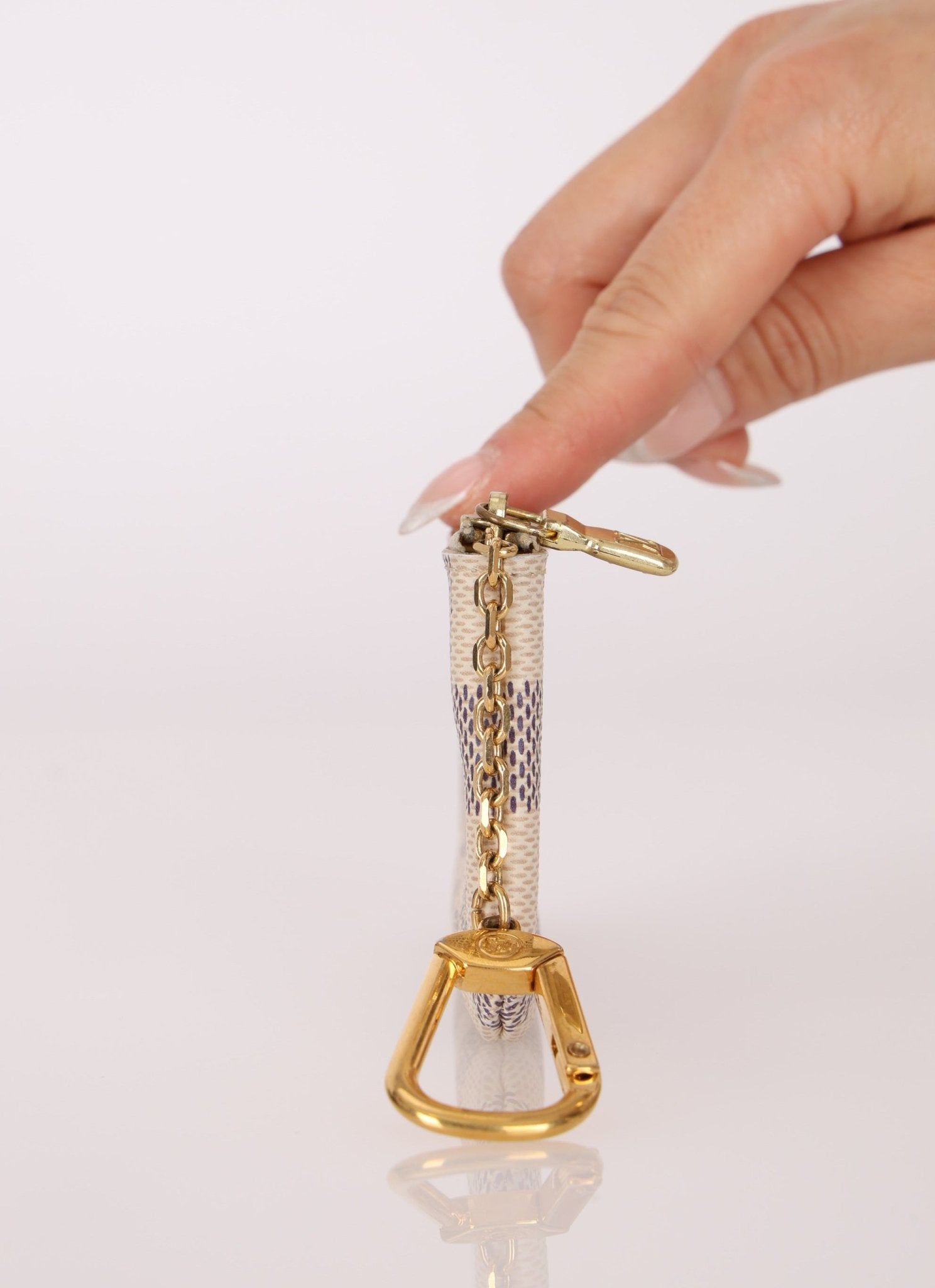 Louis Vuitton Damier Azur Key Pouch - FashioNica