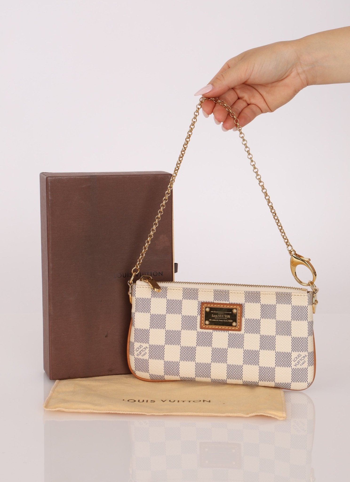 Louis Vuitton Damier Azur Milla Pochette MM - FashioNica
