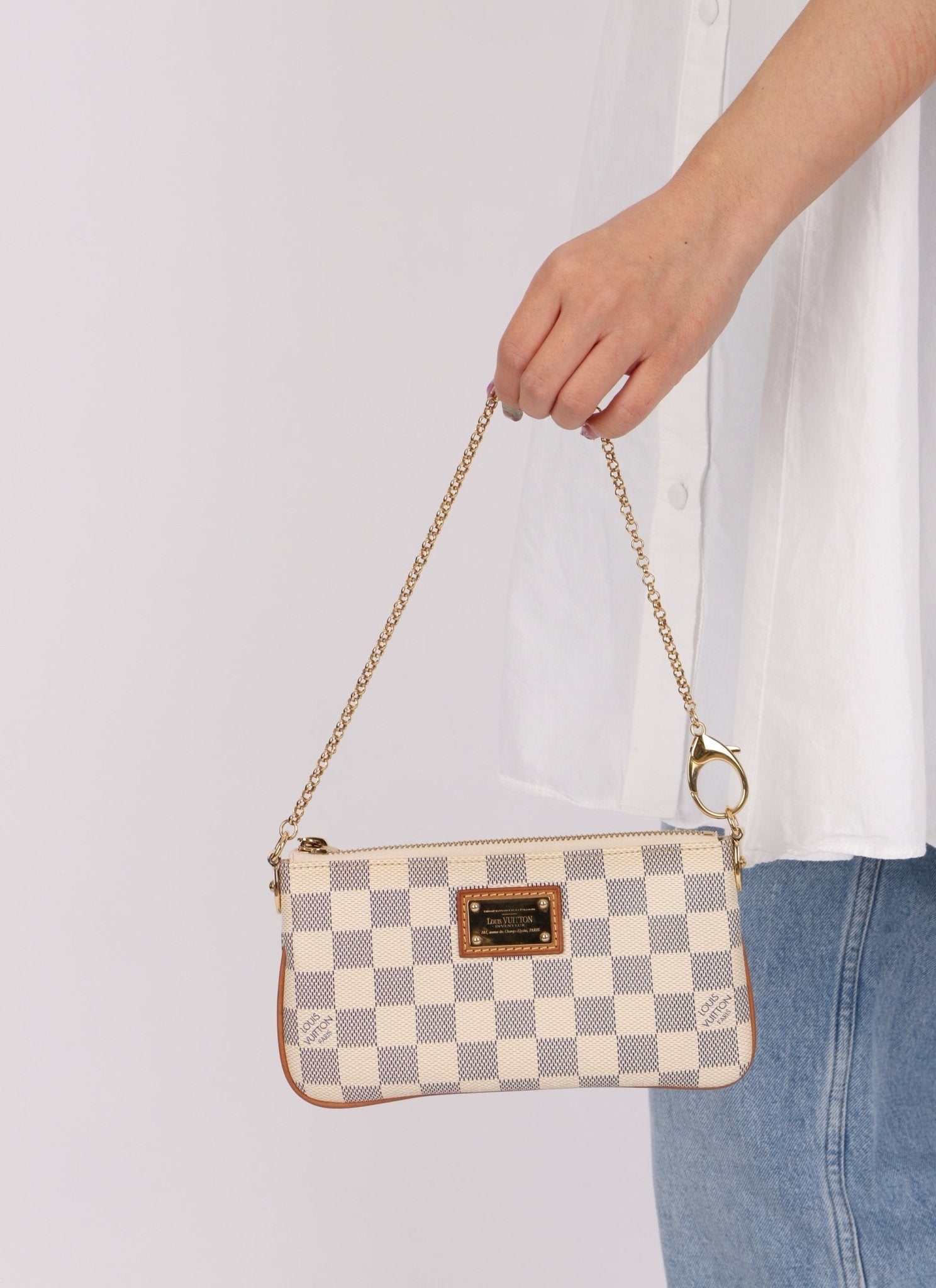 Louis Vuitton Damier Azur Milla Pochette MM - FashioNica