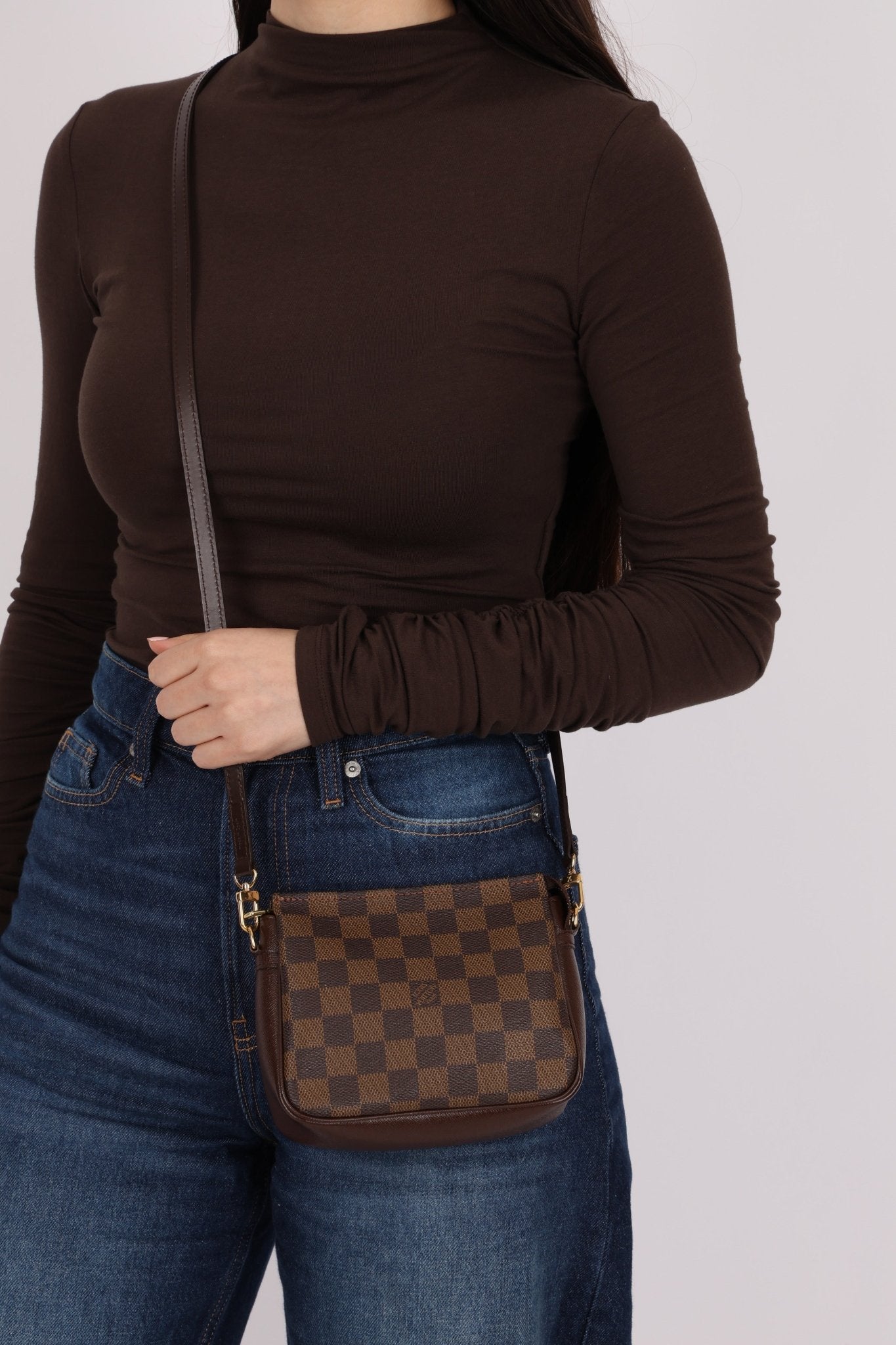 Louis Vuitton Damier Ebene Trousse Make Up Bag Pochette - FashioNica