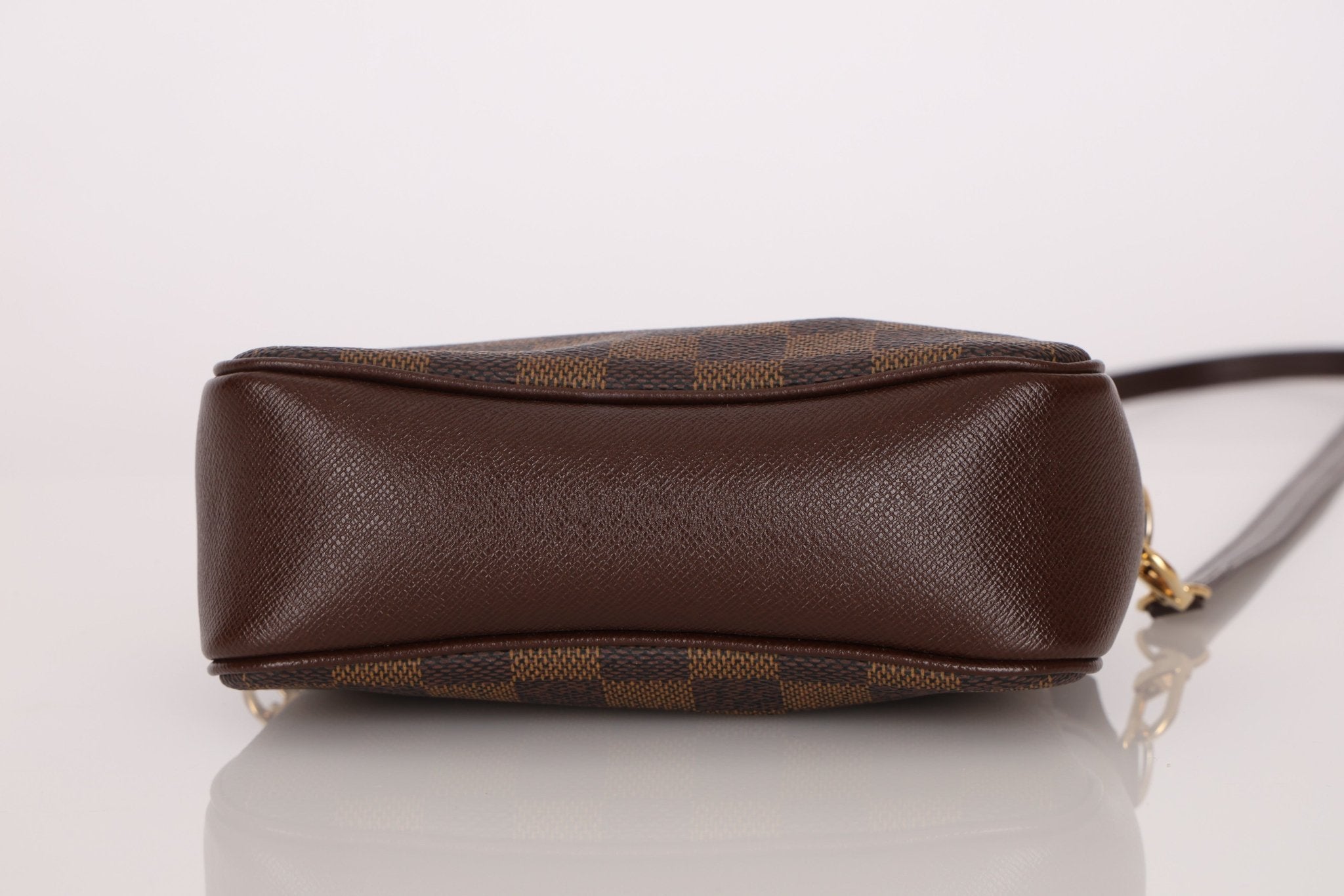 Louis Vuitton Damier Ebene Trousse Make Up Bag Pochette - FashioNica