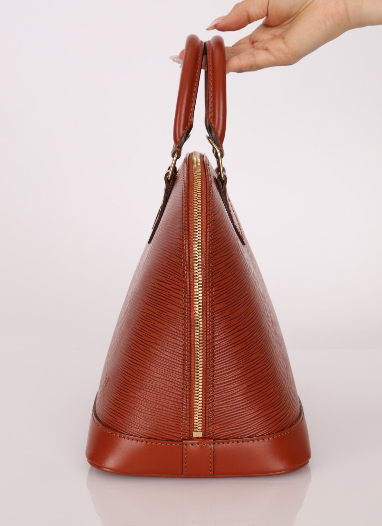 Louis Vuitton Epi Alma PM - FashioNica