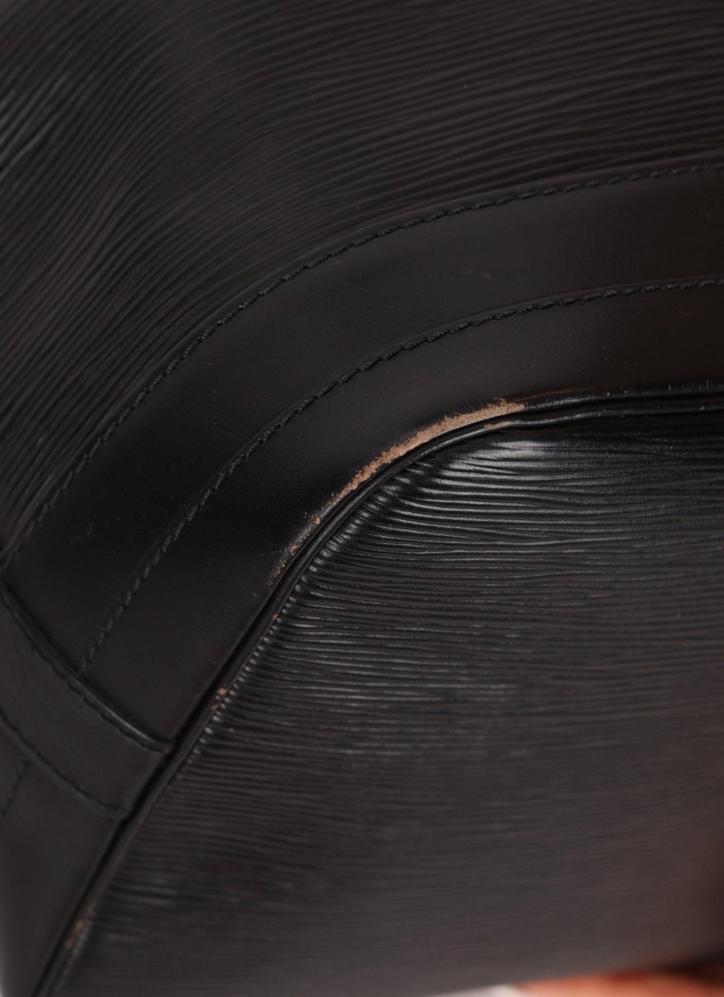 Louis Vuitton Epi Noir Petit Noe - FashioNica