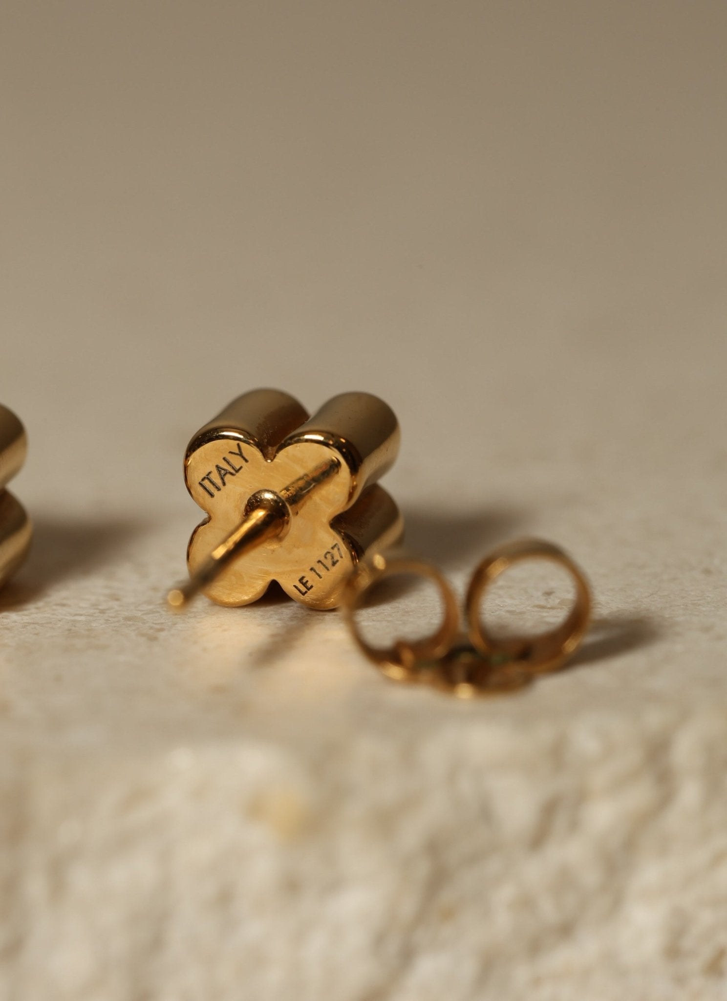 Louis Vuitton Fast Flower Stud Earrings - FashioNica