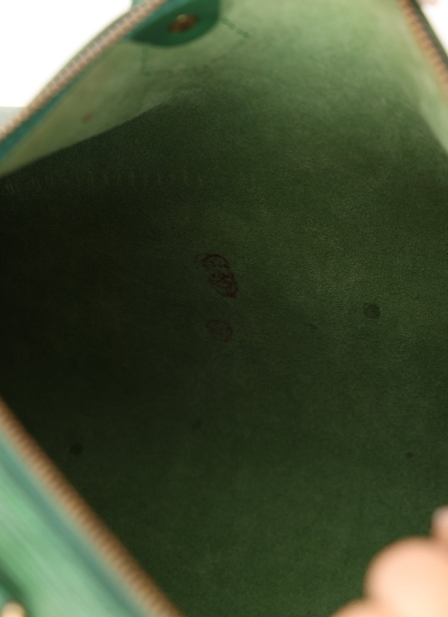 Louis Vuitton Green Epi Speedy 30 - FashioNica