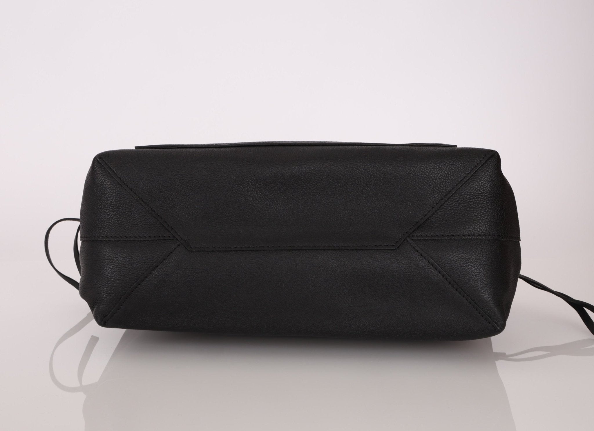 Louis Vuitton Lockme Top Handle Shoulder Bag - FashioNica