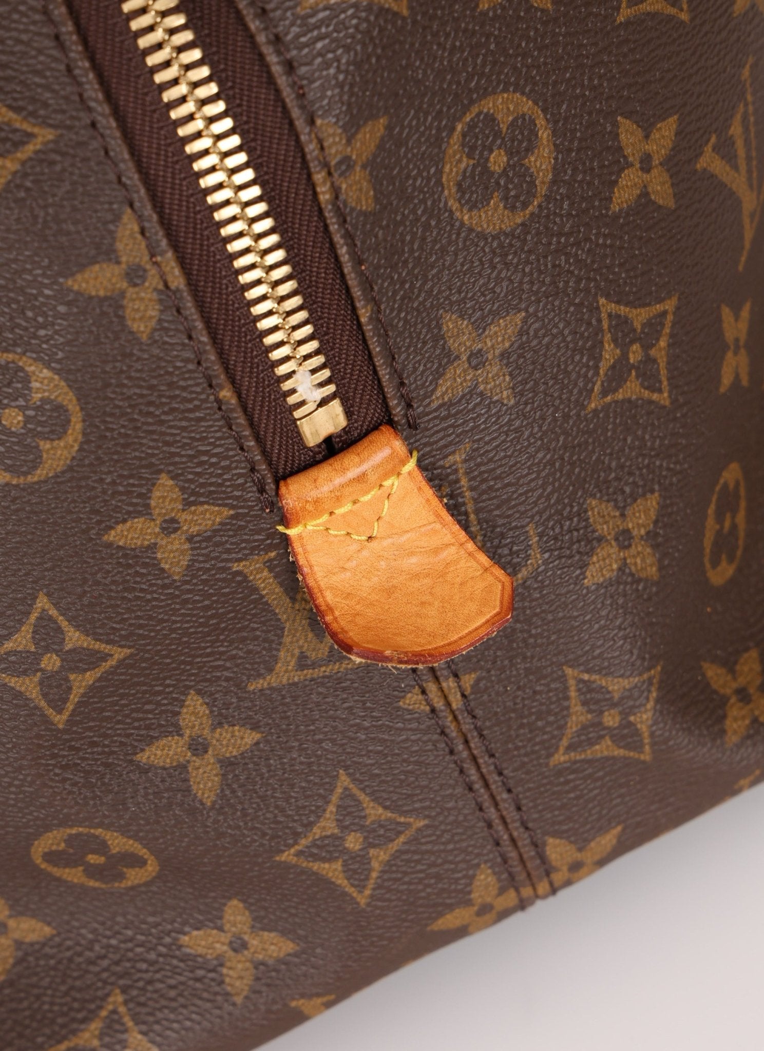Louis Vuitton Monogram Beaubourg Weekender - FashioNica