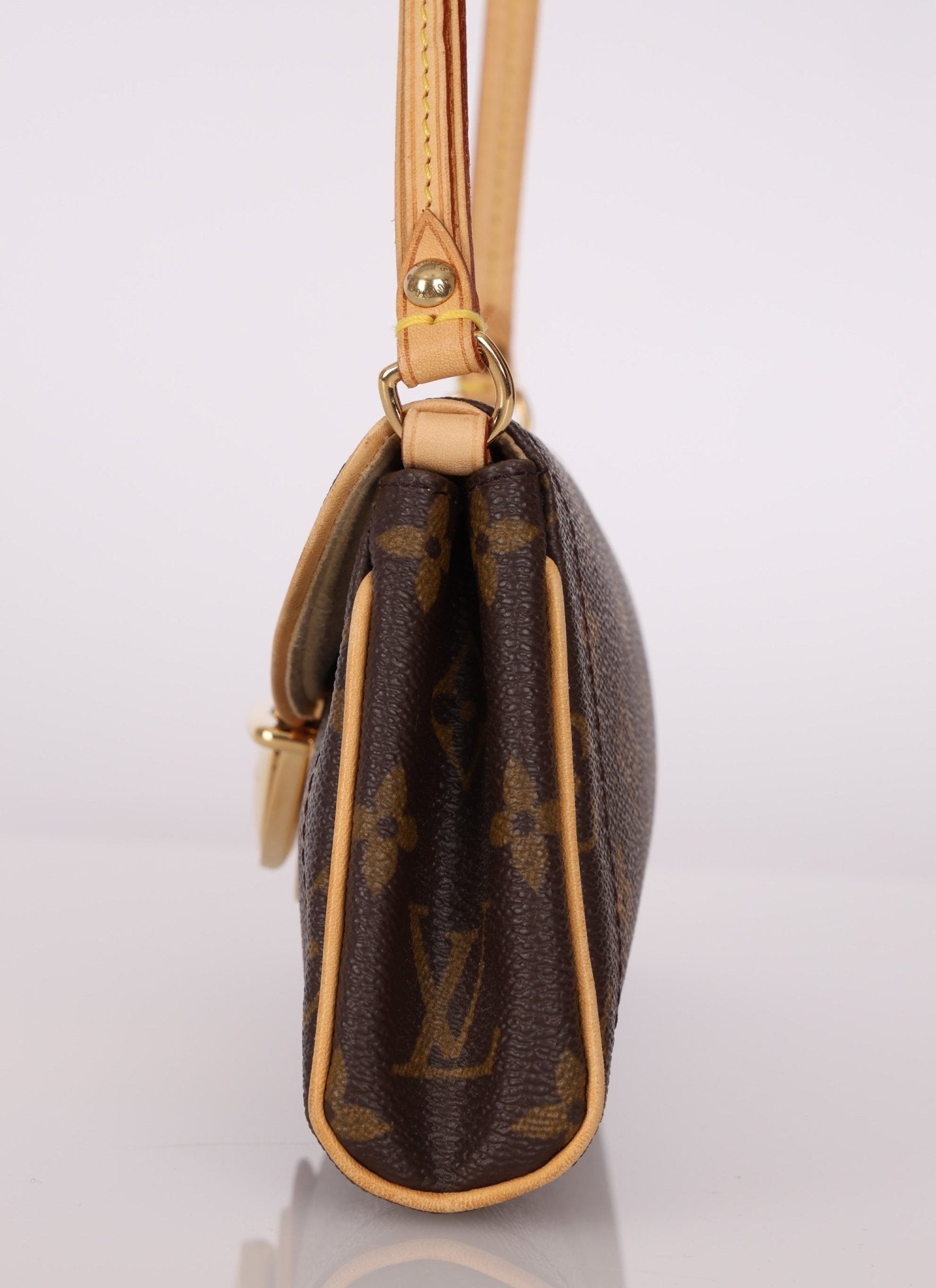 Louis Vuitton Monogram Beverly PM Pochette - FashioNica