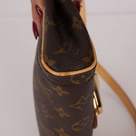 Louis Vuitton Monogram Beverly PM Pochette - FashioNica