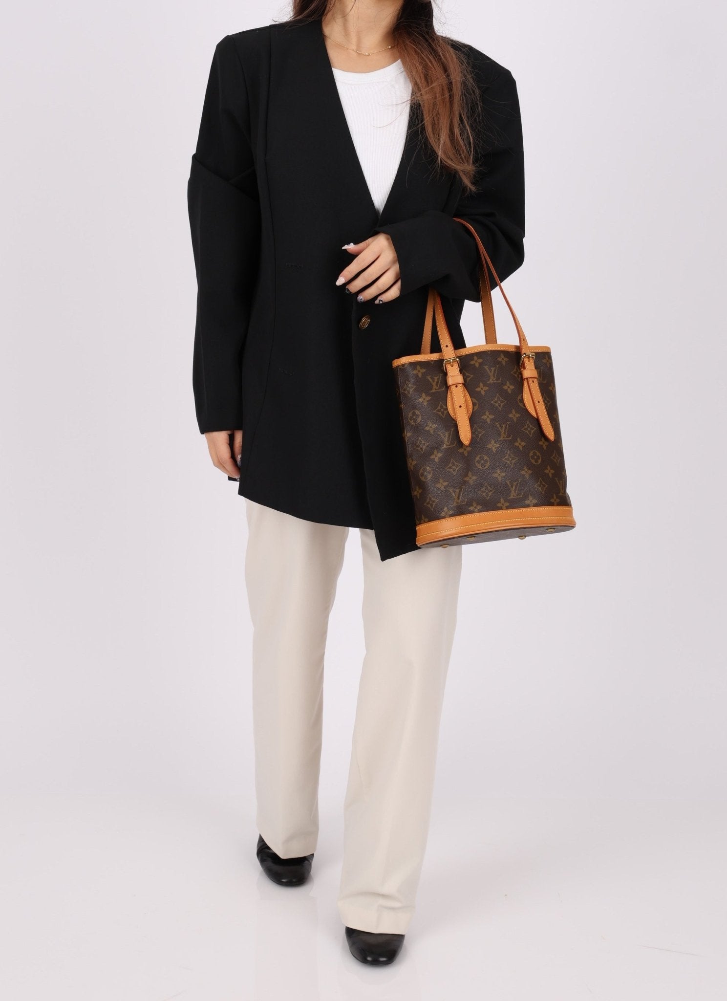 Louis Vuitton Monogram Bucket Bag with Louis Vuitton Mini Pouch - FashioNica