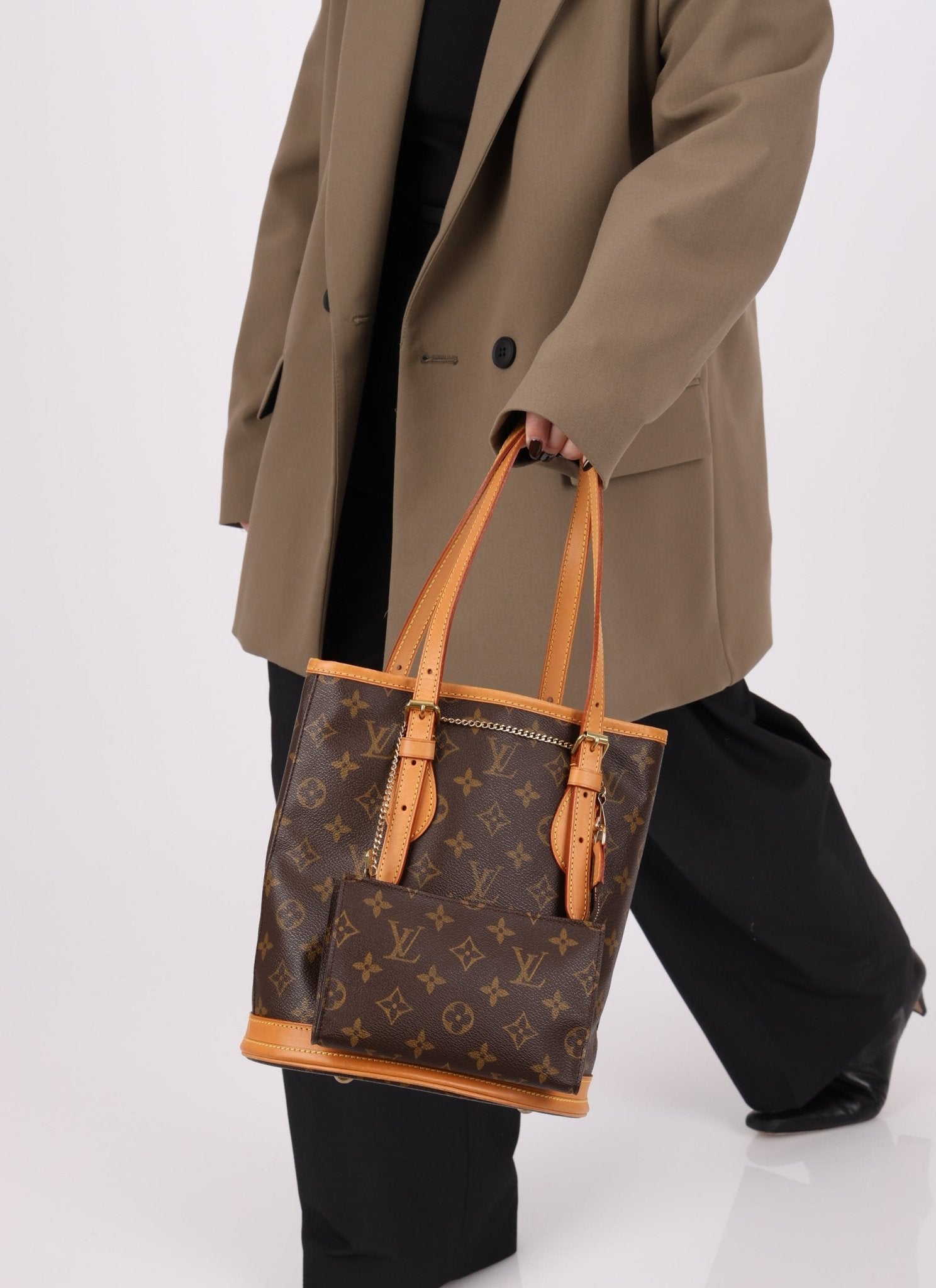 Louis Vuitton Monogram Bucket Bag with Louis Vuitton Mini Pouch - FashioNica