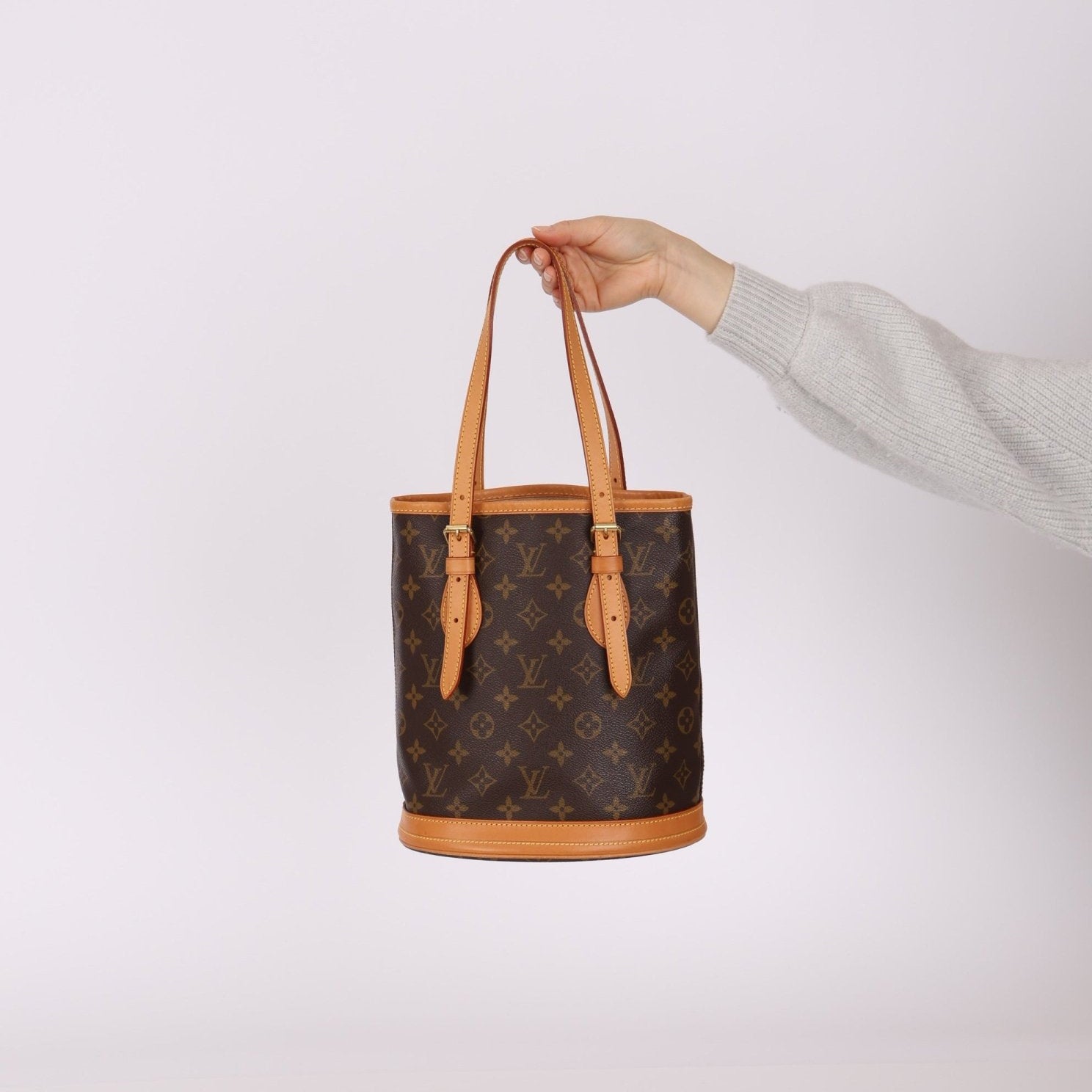 Louis Vuitton Monogram Bucket Bag with Louis Vuitton Mini Pouch - FashioNica