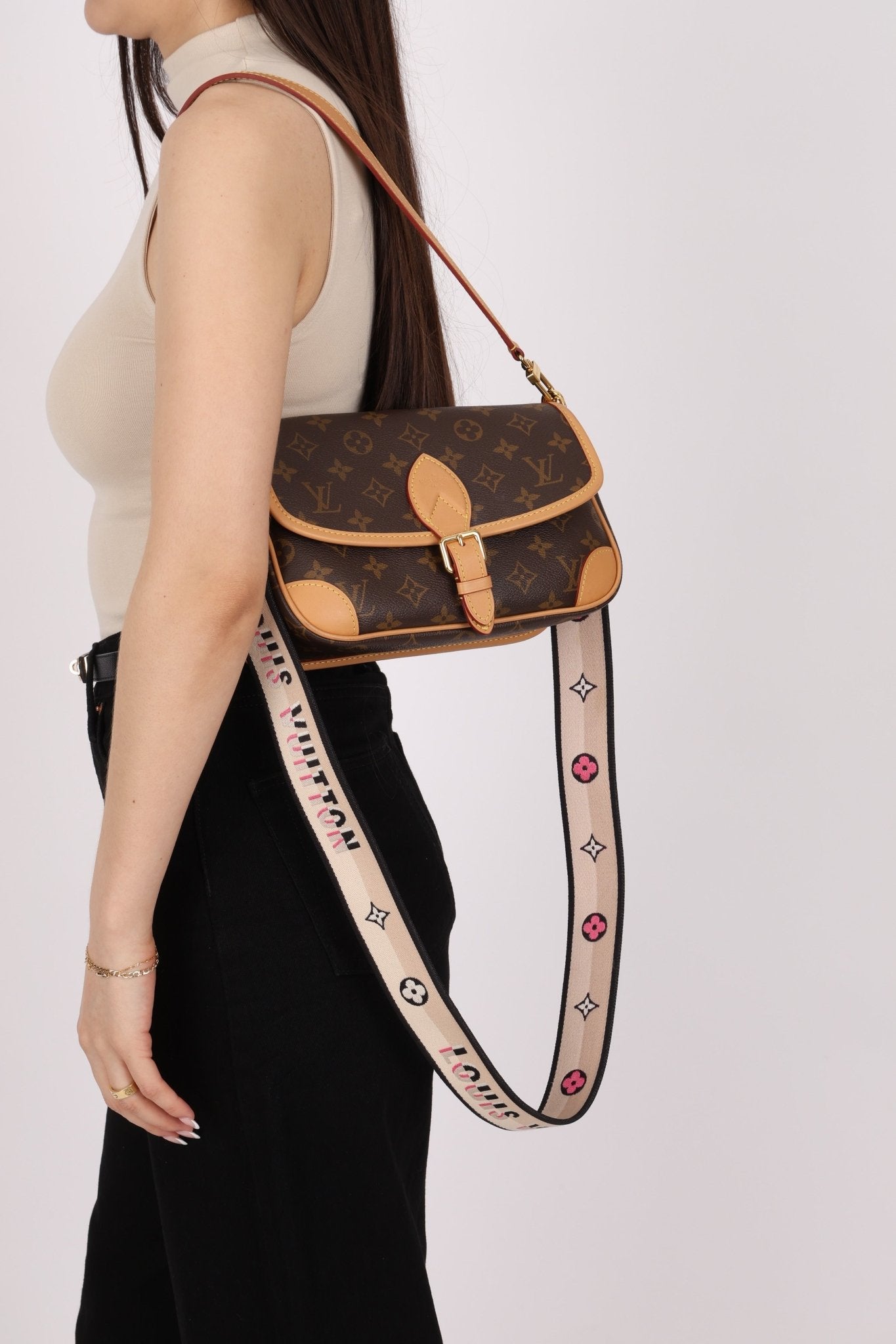 Louis Vuitton Monogram Canvas Diane w Straps - FashioNica