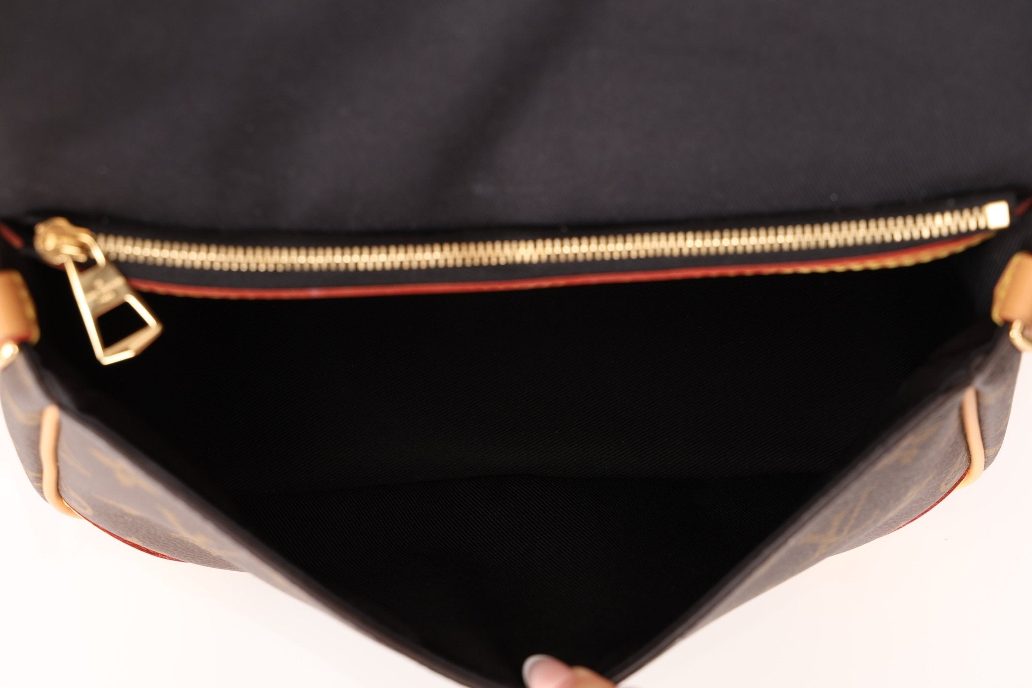 Louis Vuitton Monogram Canvas Diane w Straps - FashioNica