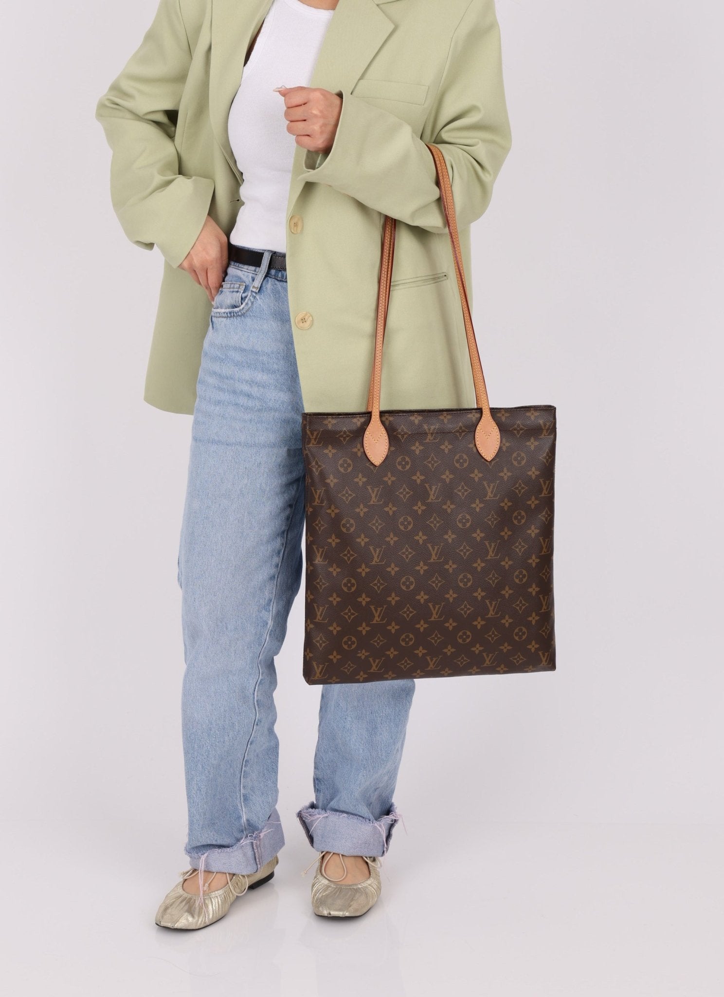 Louis Vuitton Monogram Carry It Tote with Pouch - FashioNica