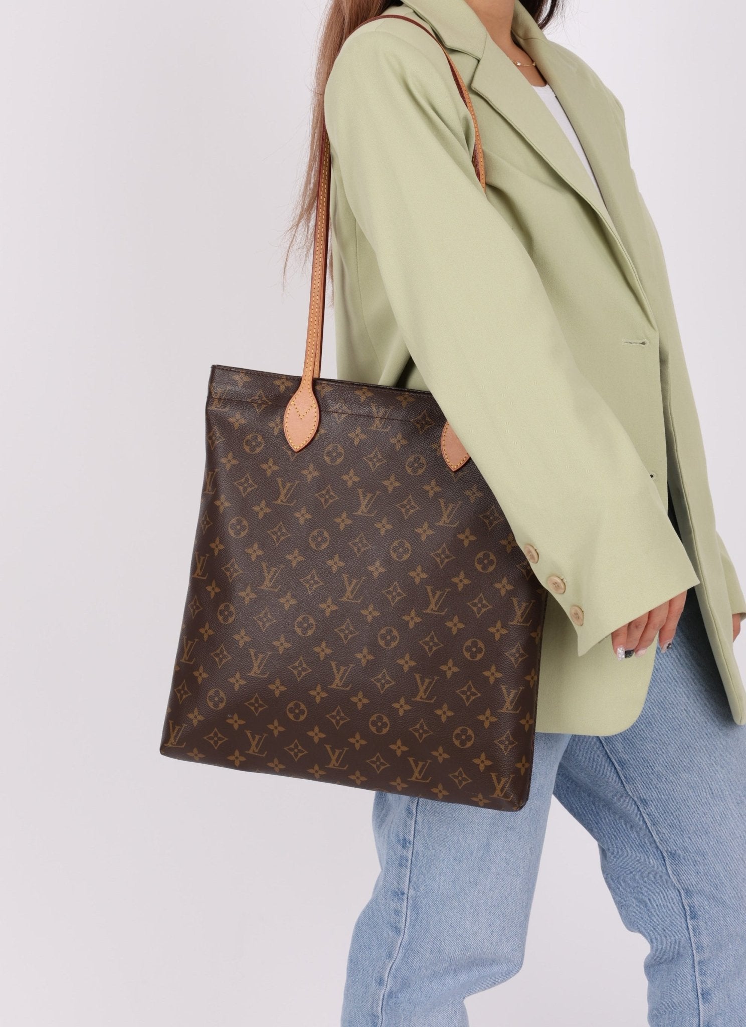 Louis Vuitton Monogram Carry It Tote with Pouch - FashioNica