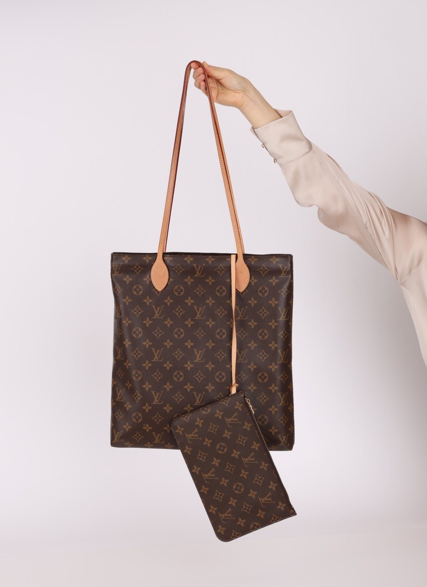 Louis Vuitton Monogram Carry It Tote with Pouch - FashioNica