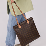 Louis Vuitton Monogram Carry It Tote with Pouch - FashioNica