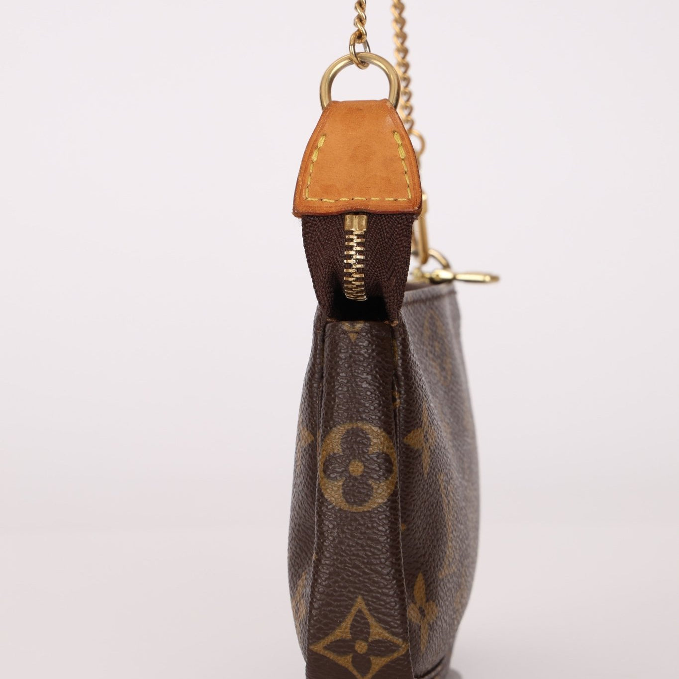 Louis Vuitton Monogram Chain Pochette - FashioNica