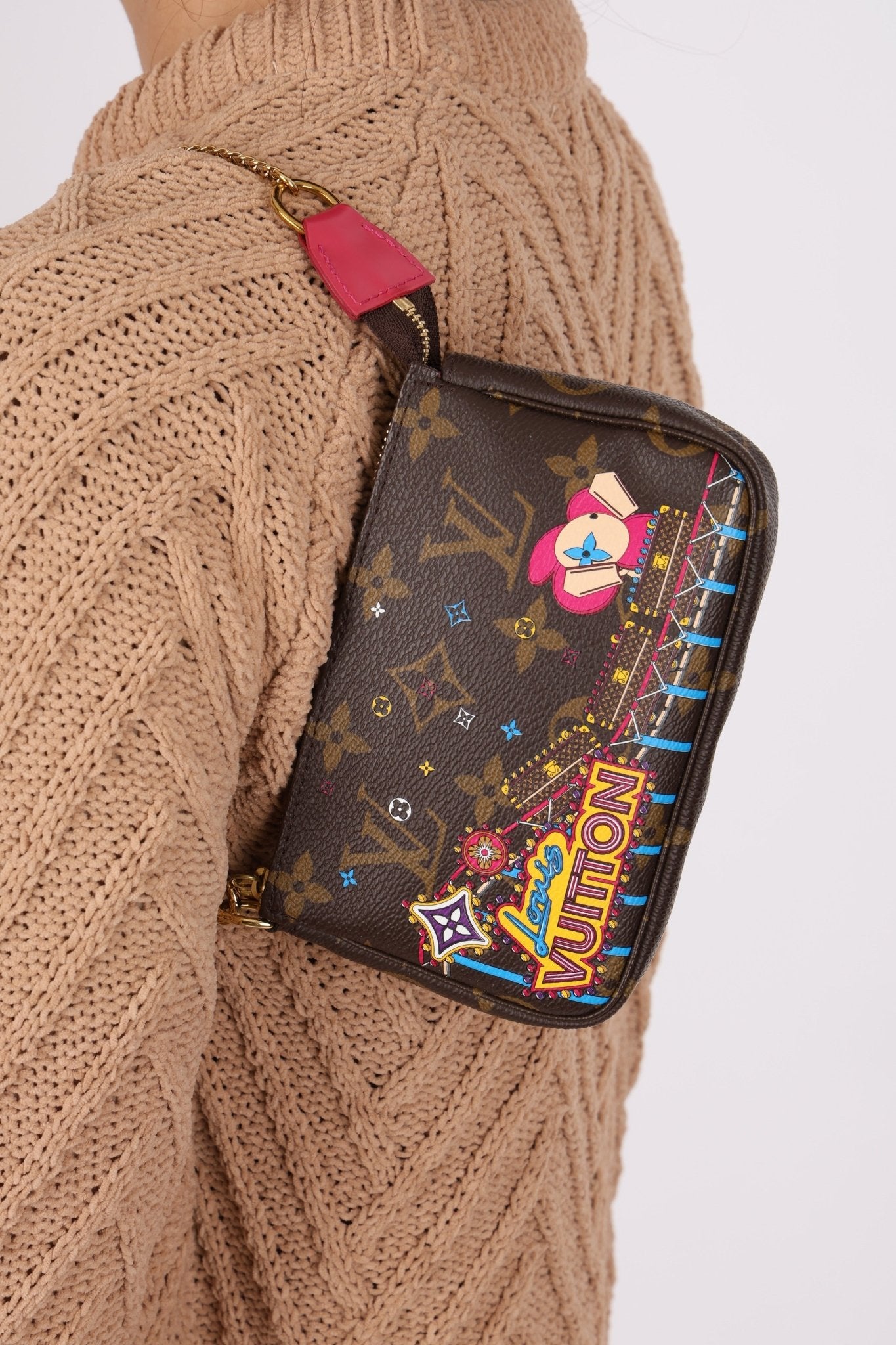 Louis Vuitton Monogram Christmas Animation Roller Coaster Mini Chain Pochette - FashioNica