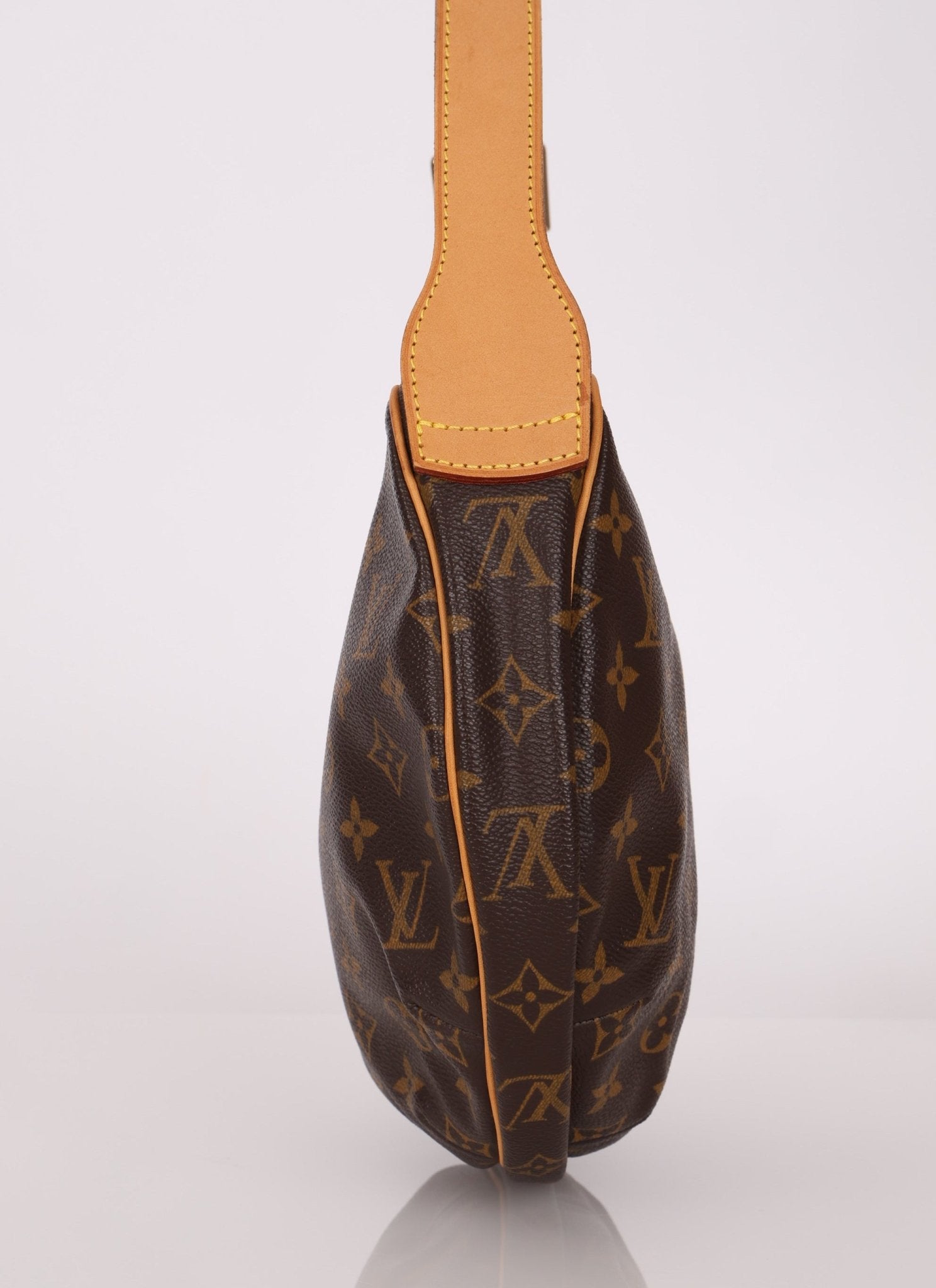 Louis Vuitton Monogram Croissant MM - FashioNica