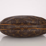Louis Vuitton Monogram Croissant Shoulder Bag - FashioNica