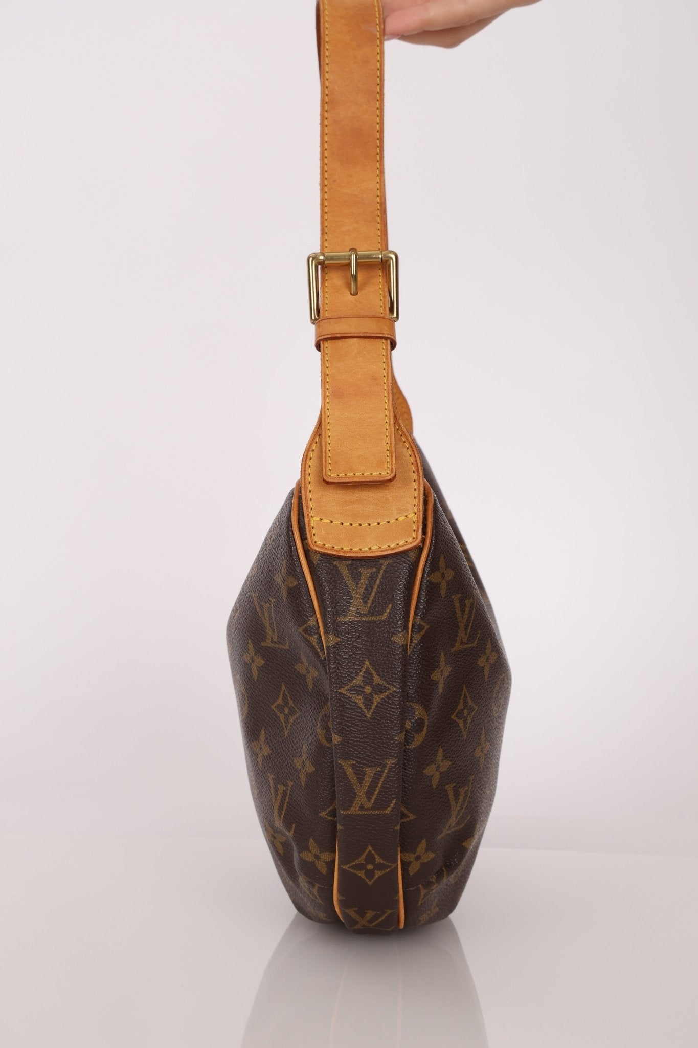 Louis Vuitton Monogram Croissant Shoulder Bag - FashioNica