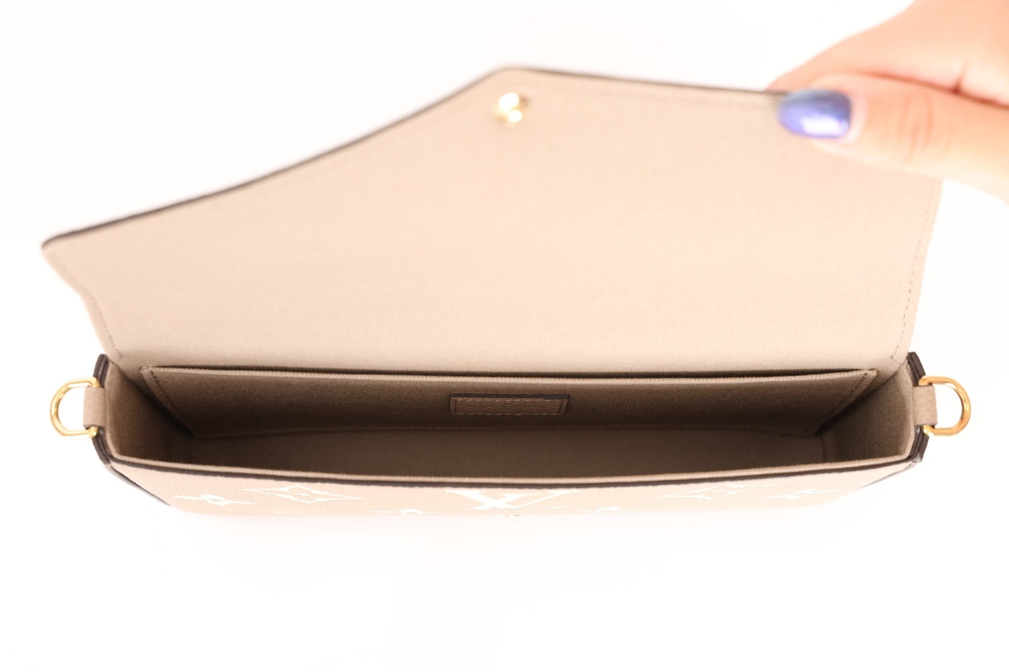 Louis Vuitton Monogram Empreinte Giant Felicie Pochette Tourterelle Creme - FashioNica