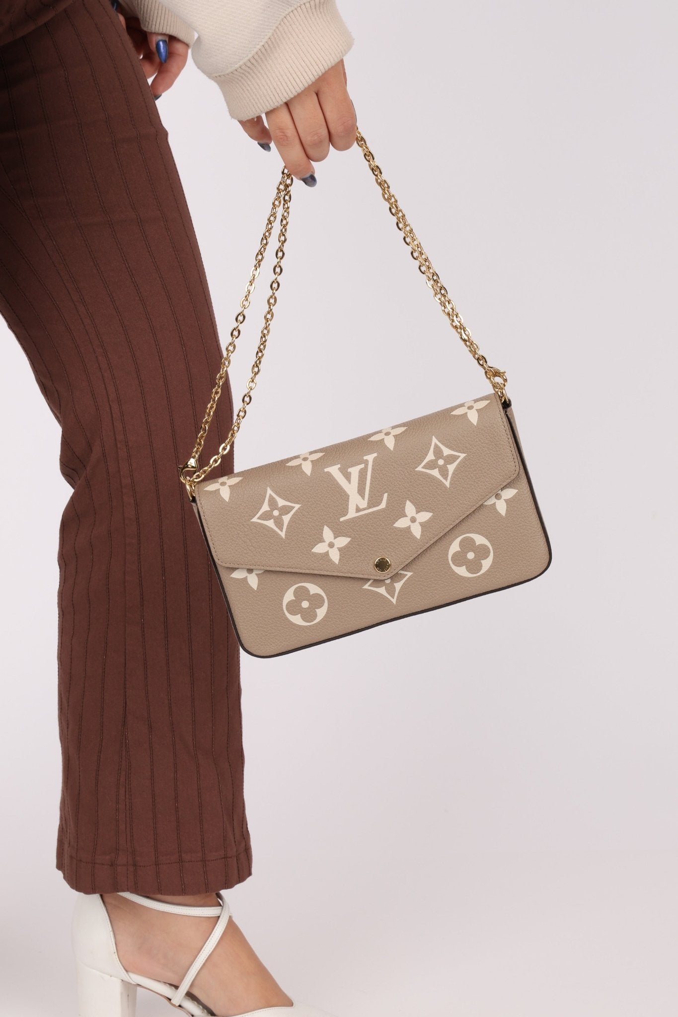 Louis Vuitton Monogram Empreinte Giant Felicie Pochette Tourterelle Creme - FashioNica