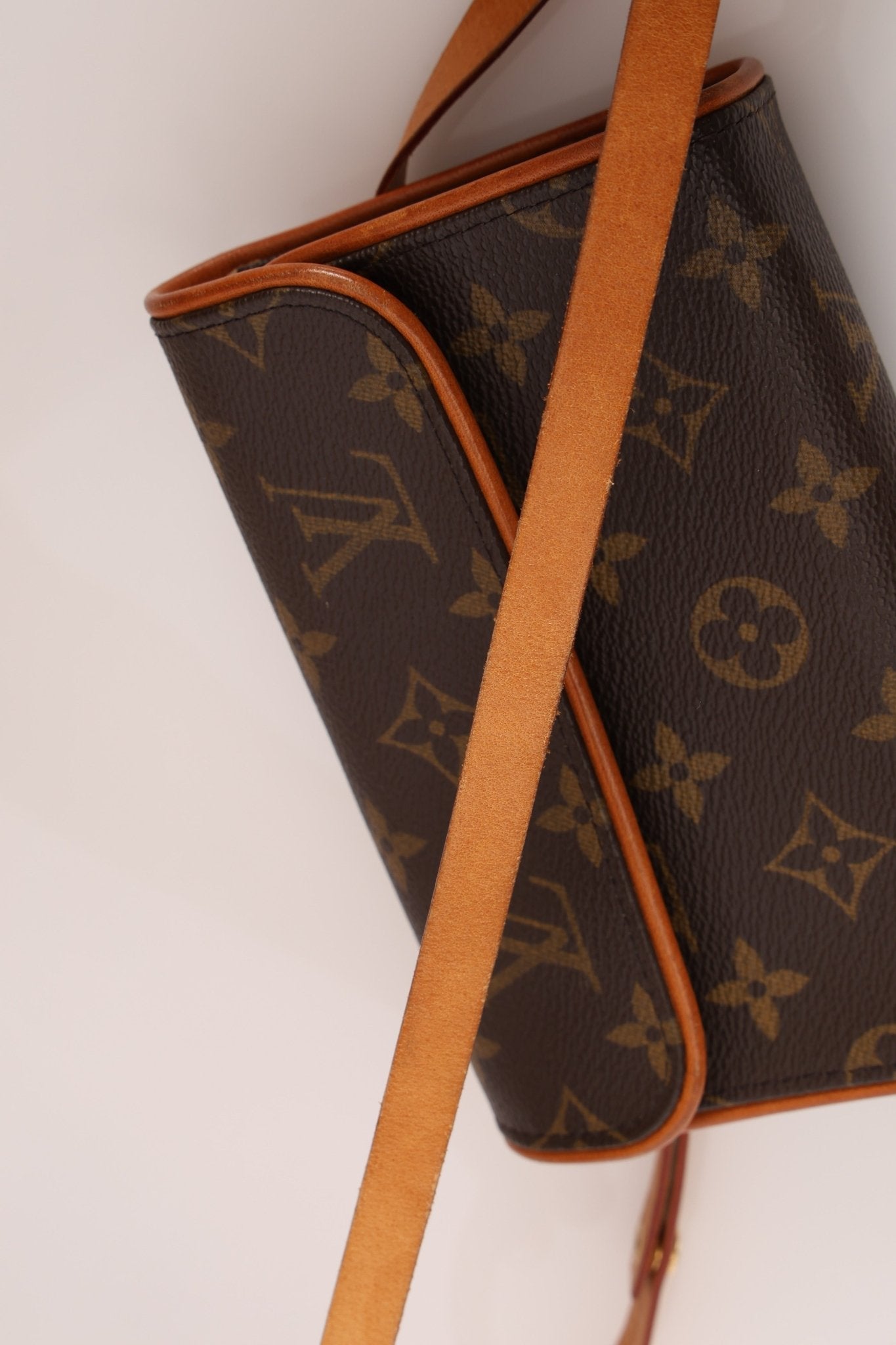 Louis Vuitton Monogram Florentine Belt Bag - FashioNica