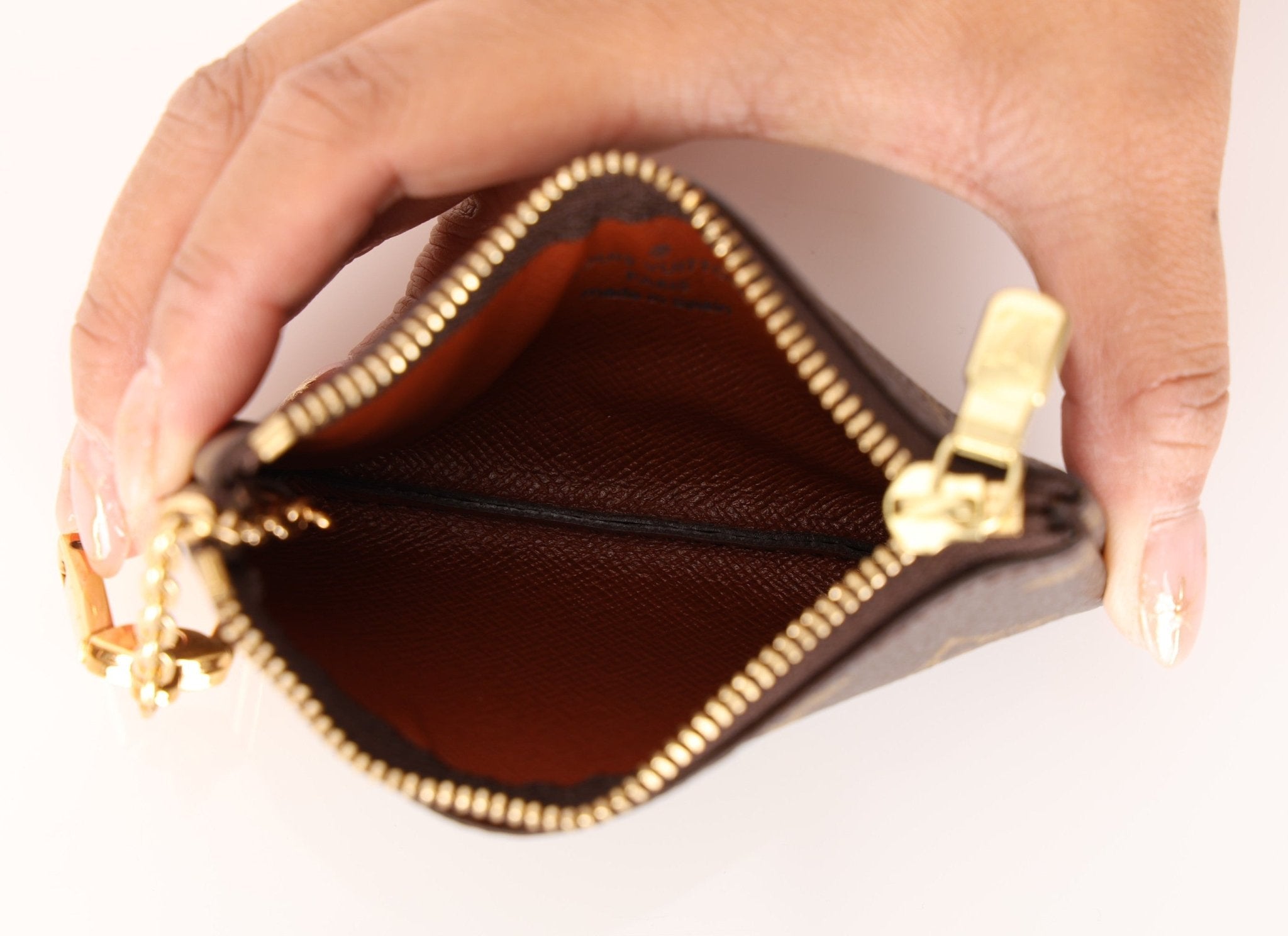Louis Vuitton Monogram Key Pouch - FashioNica