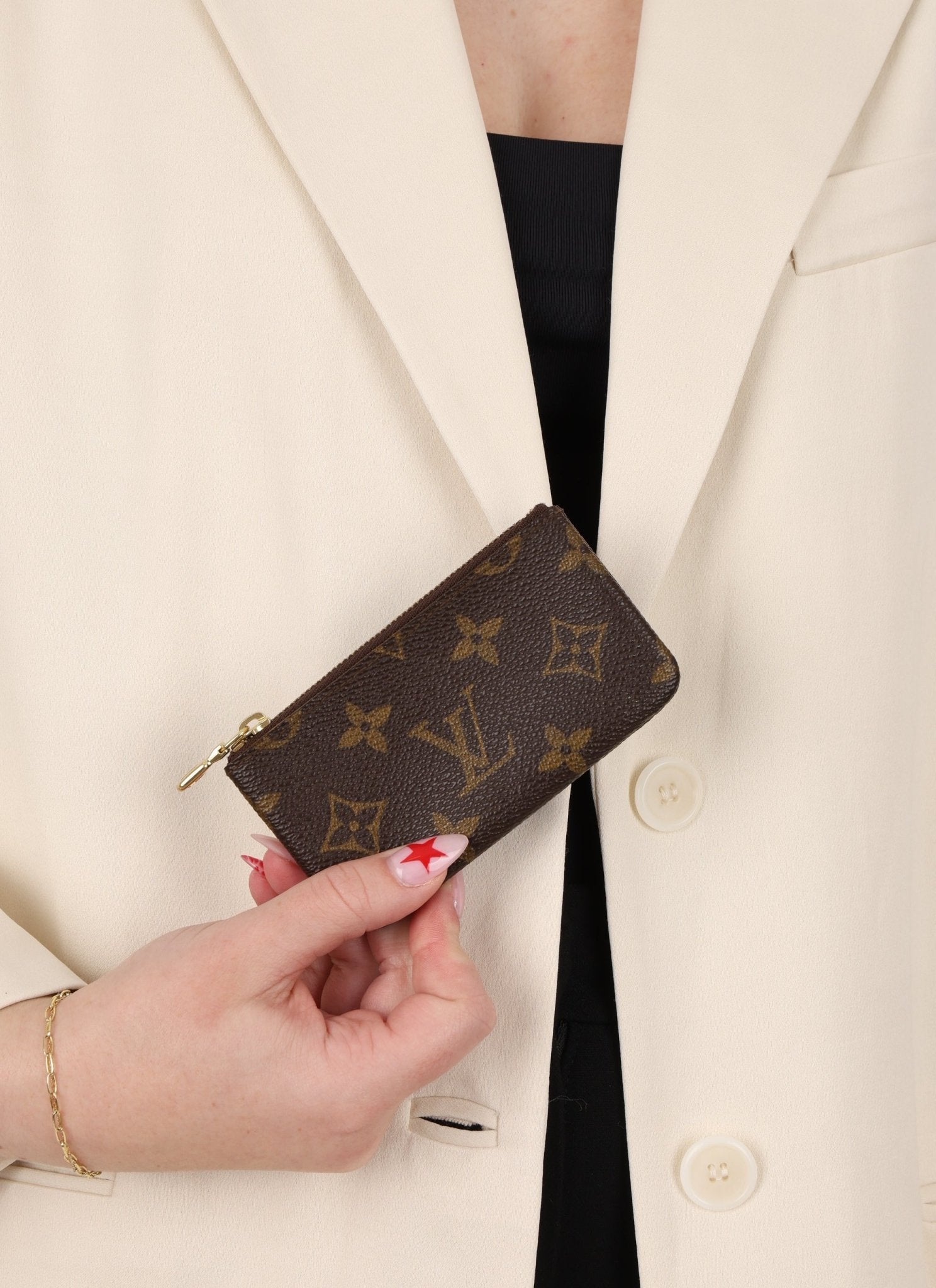 Louis Vuitton Monogram Key Pouch - FashioNica