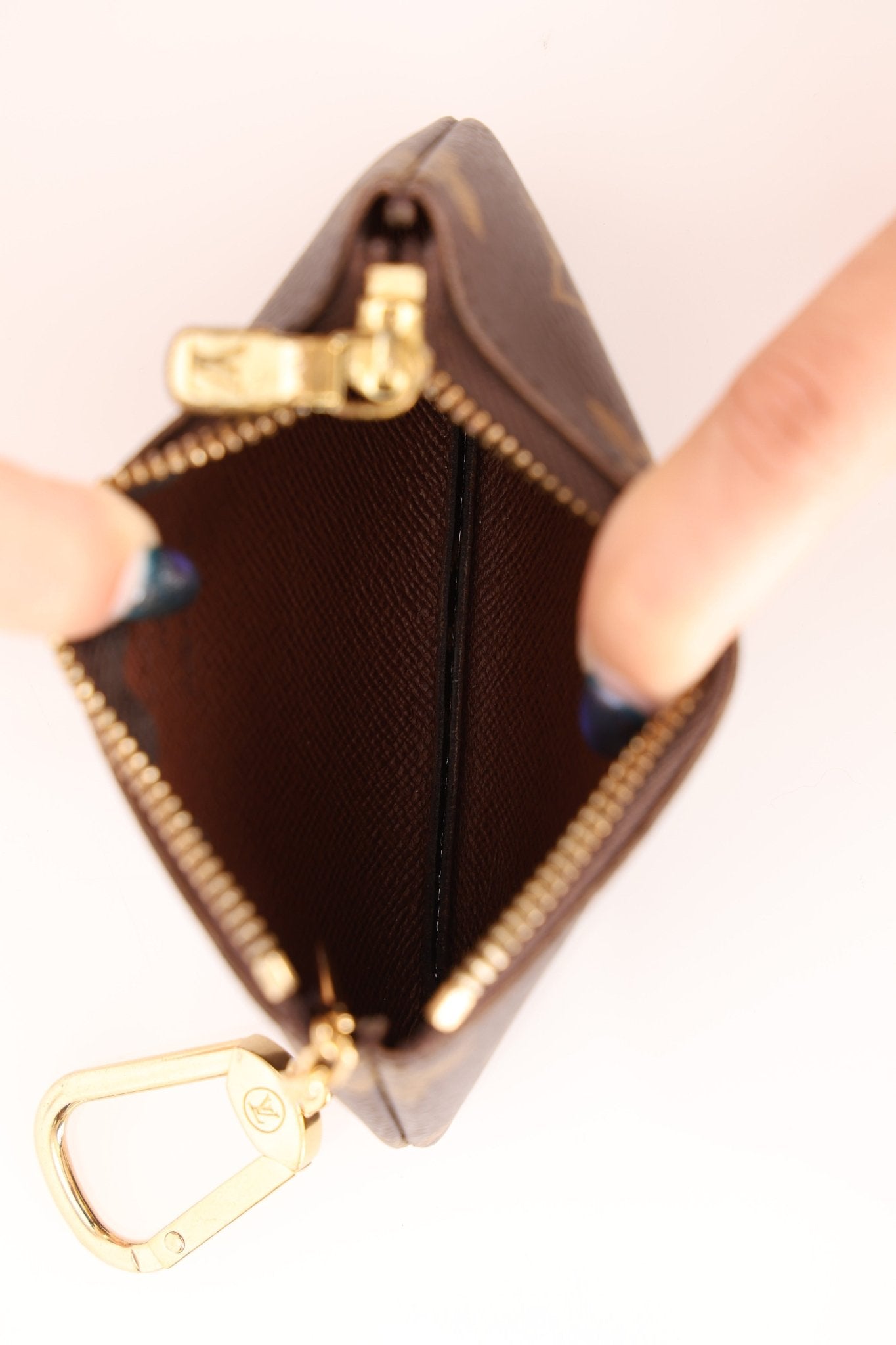 Louis Vuitton Monogram Key Pouch - FashioNica