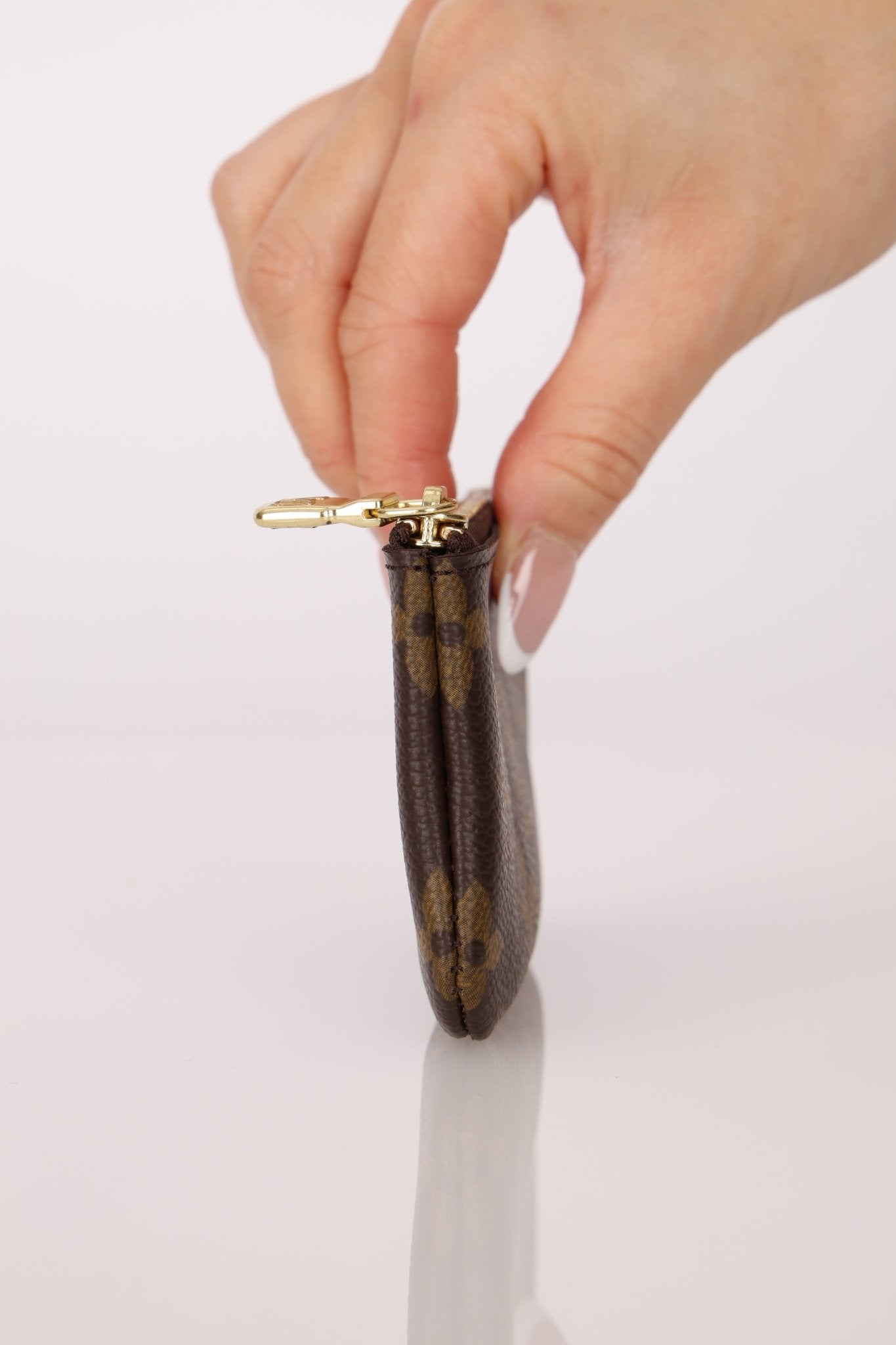 Louis Vuitton Monogram Key Pouch - FashioNica