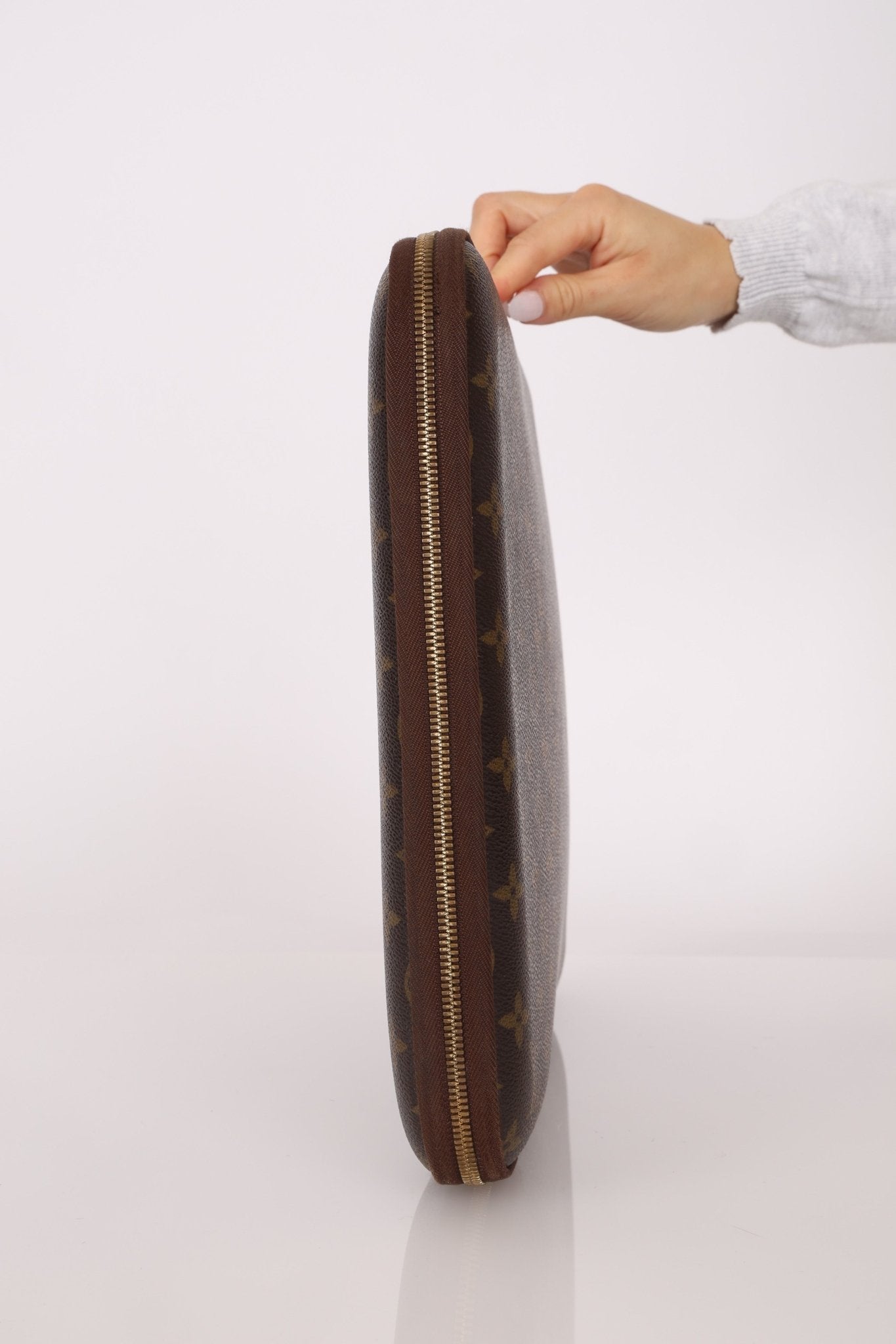 Louis Vuitton Monogram Laptop Sleeve MM - FashioNica