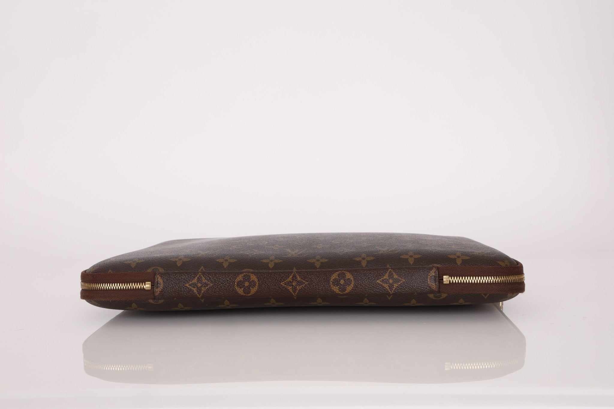Louis Vuitton Monogram Laptop Sleeve MM - FashioNica
