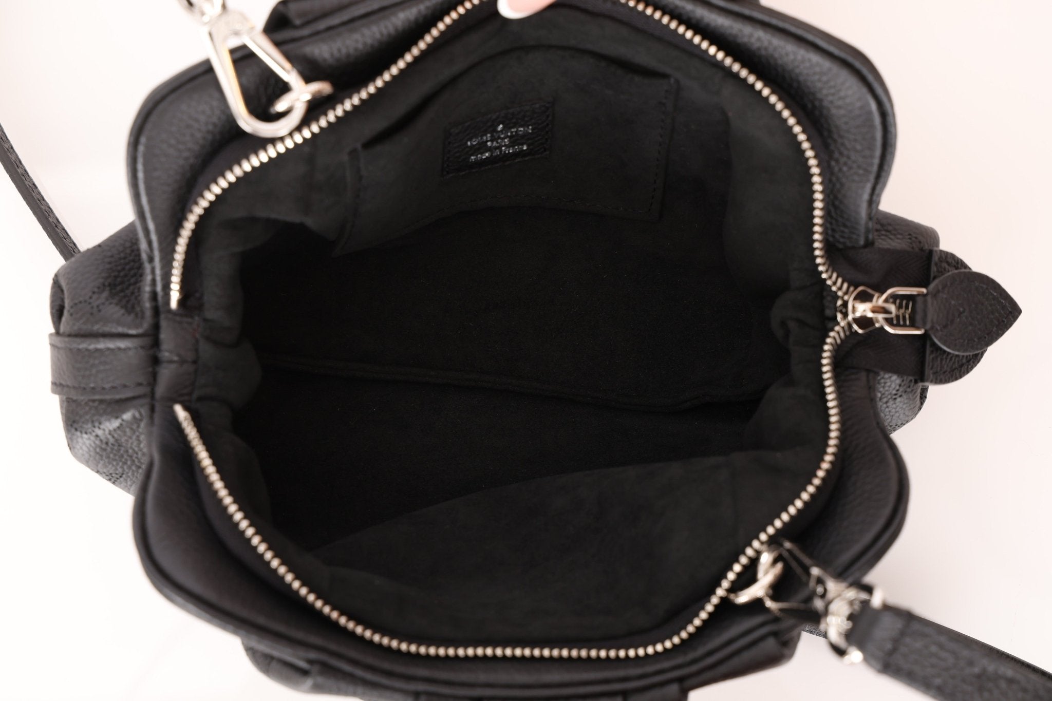Louis Vuitton Monogram Mahina Scala Pouch Crossbody - FashioNica