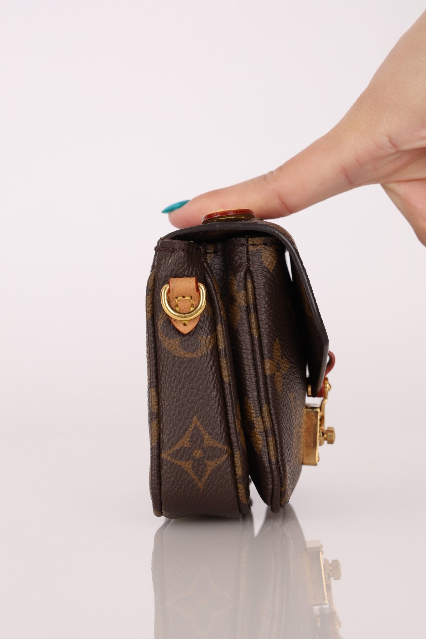 Louis Vuitton Monogram Micro Metis - FashioNica