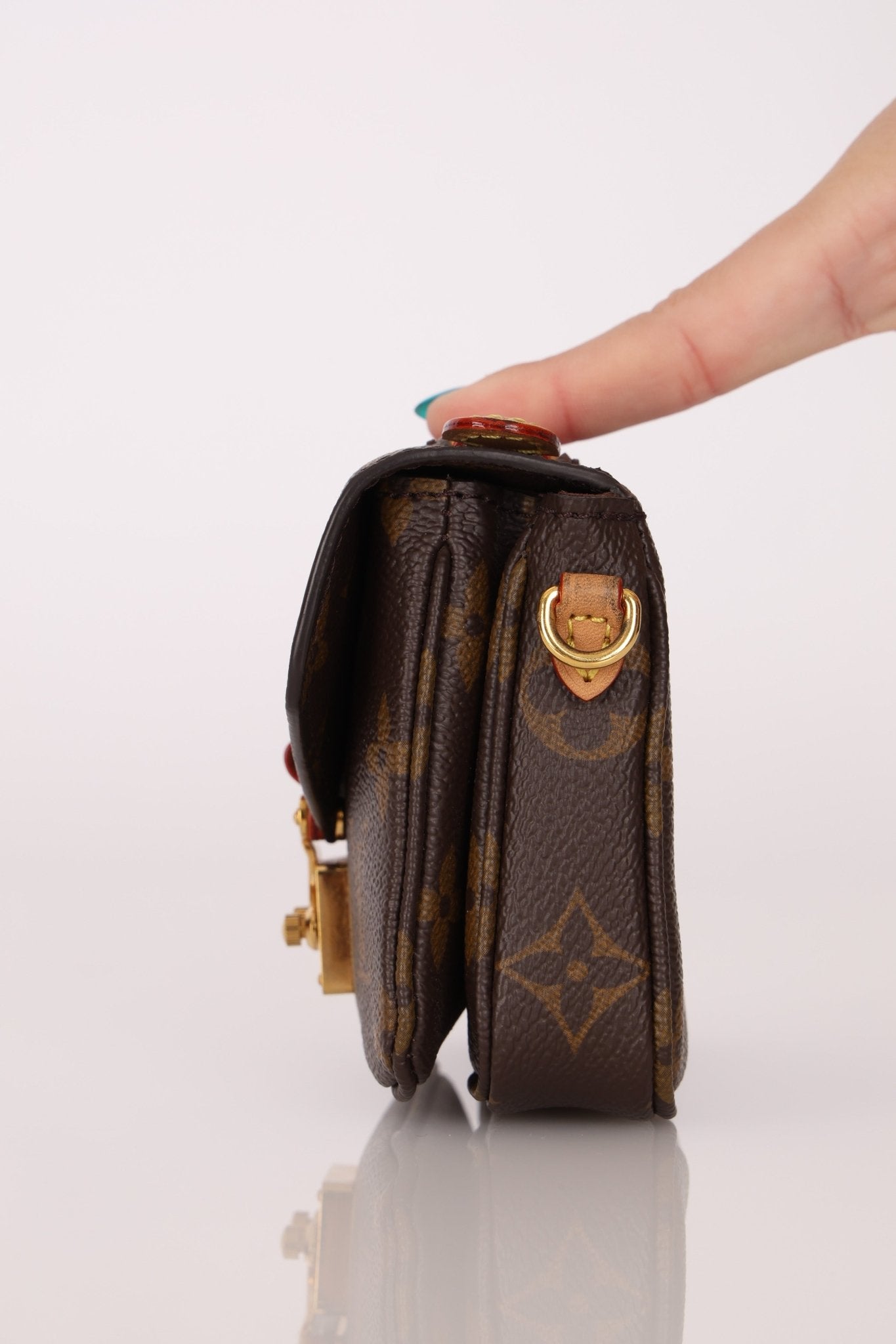 Louis Vuitton Monogram Micro Metis - FashioNica