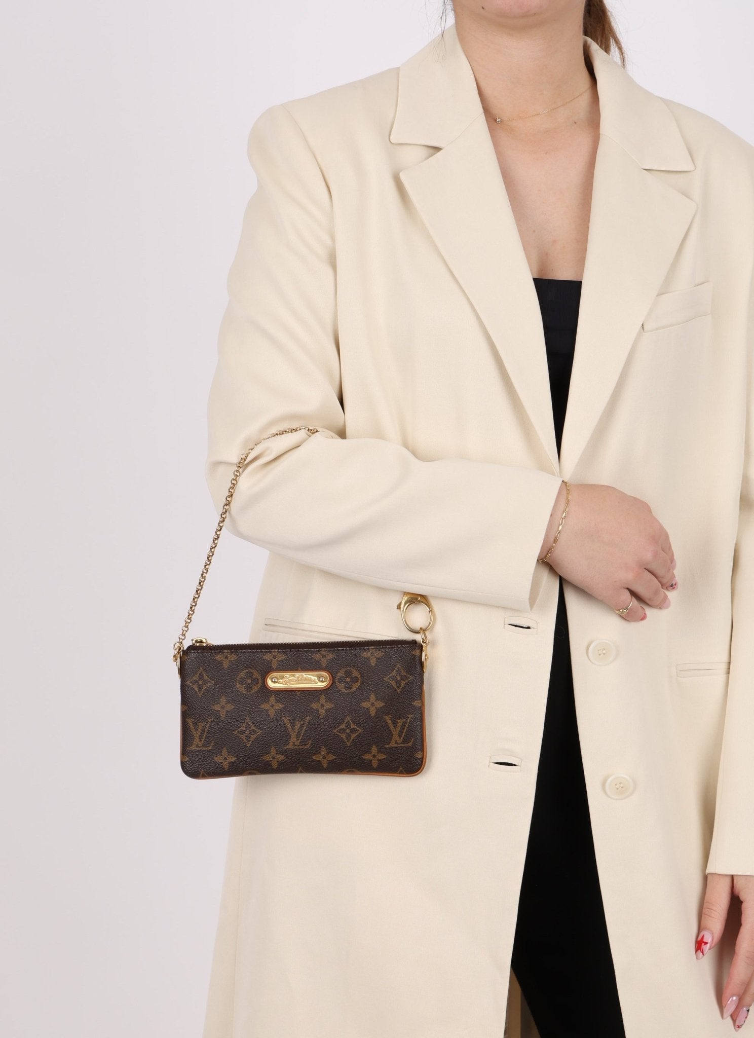 Louis Vuitton Monogram Milla Chain Pochette MM - FashioNica