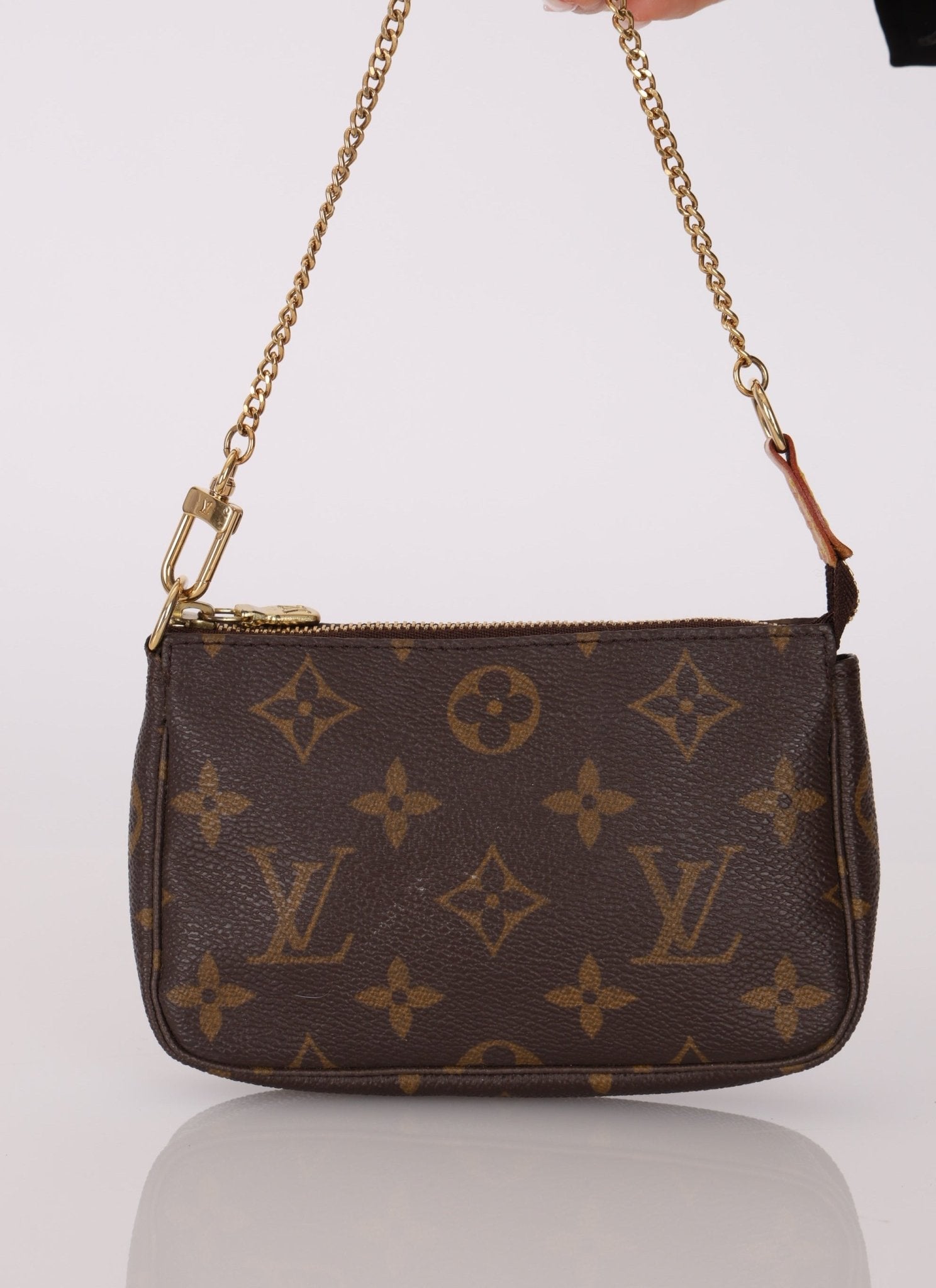 Louis Vuitton Monogram Mini Chain Pochette - FashioNica