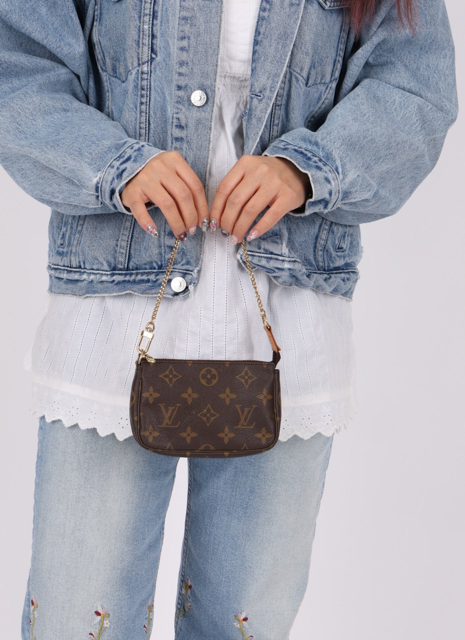 Louis Vuitton Monogram Mini Chain Pochette - FashioNica