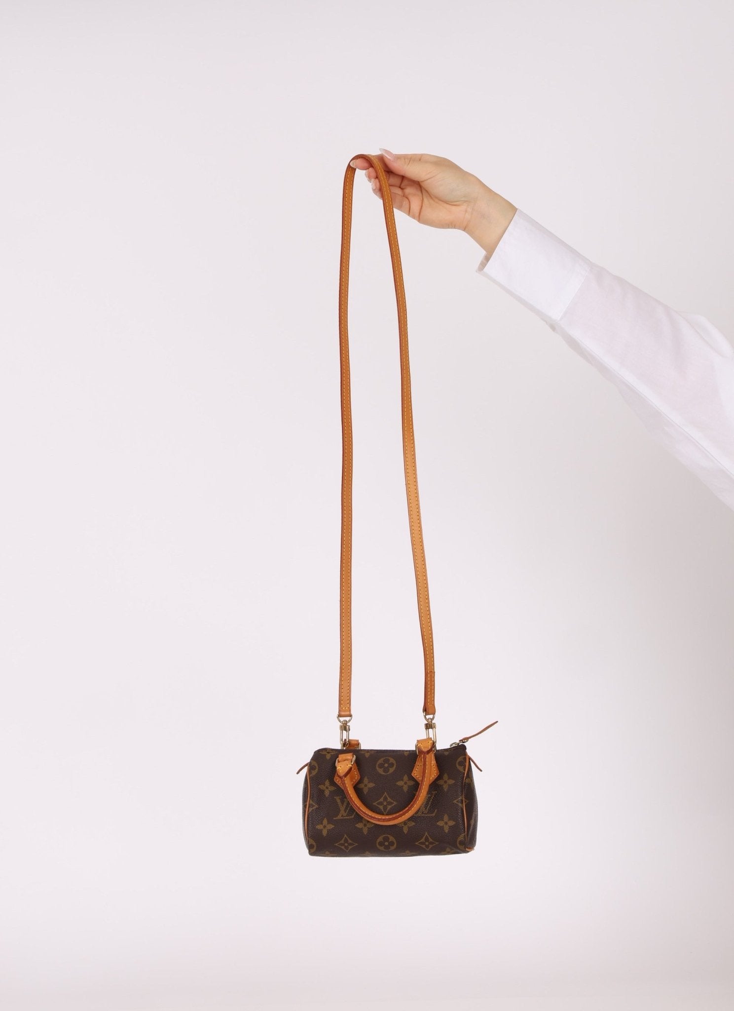 Louis Vuitton Monogram Mini Speedy w/ Strap - FashioNica