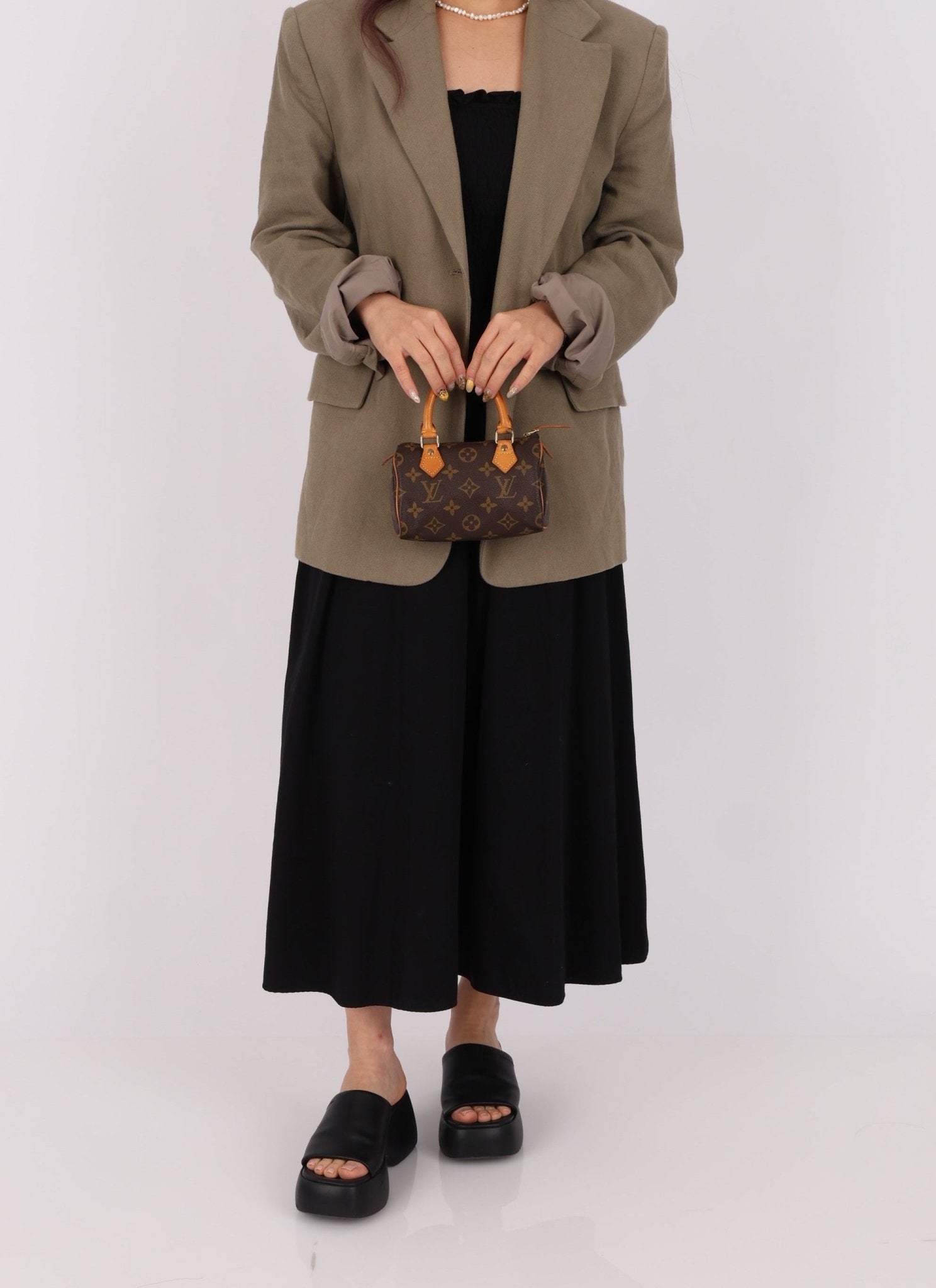 Louis Vuitton Monogram Mini Speedy w/ Strap - FashioNica