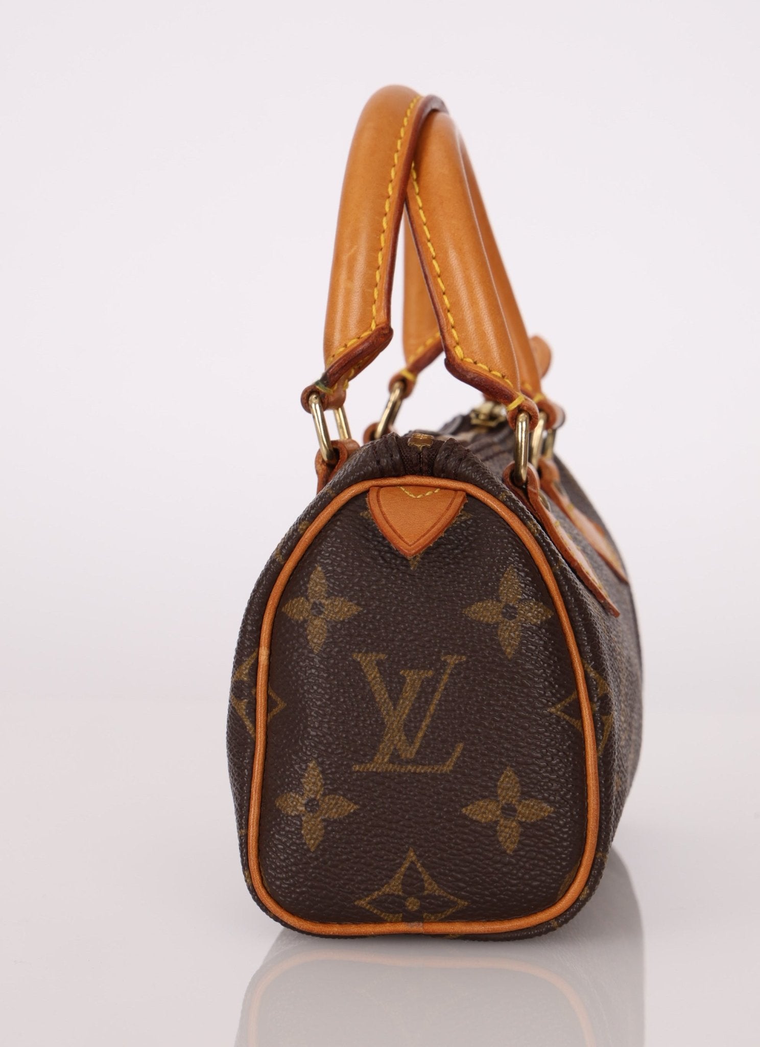 Louis Vuitton Monogram Mini Speedy w/ Strap - FashioNica