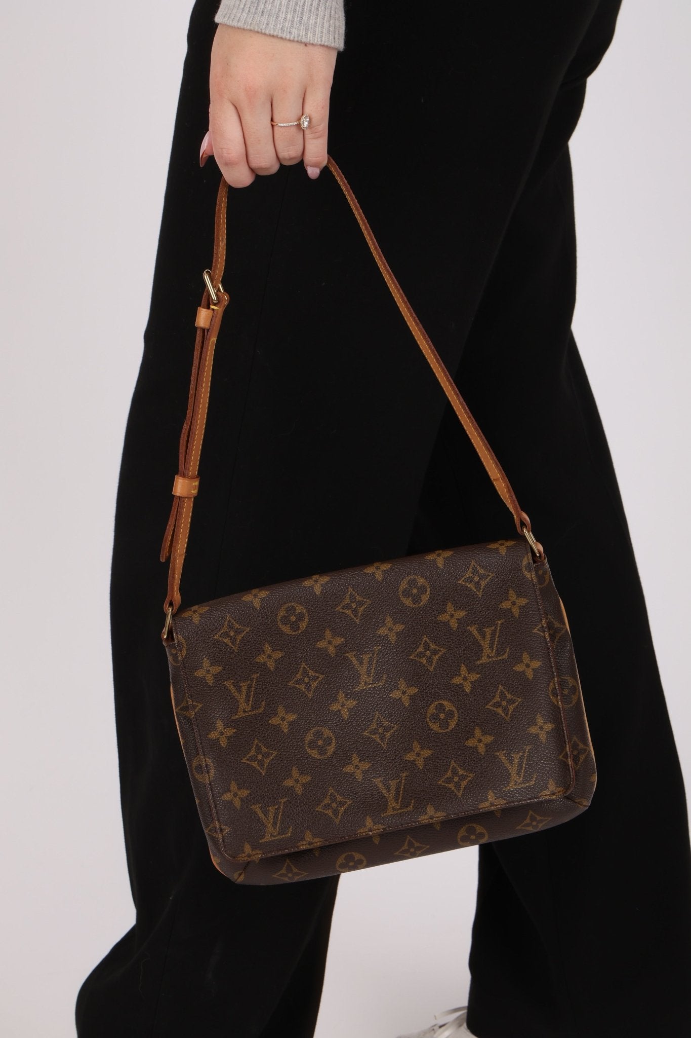 Louis Vuitton Monogram Musette Tango - FashioNica
