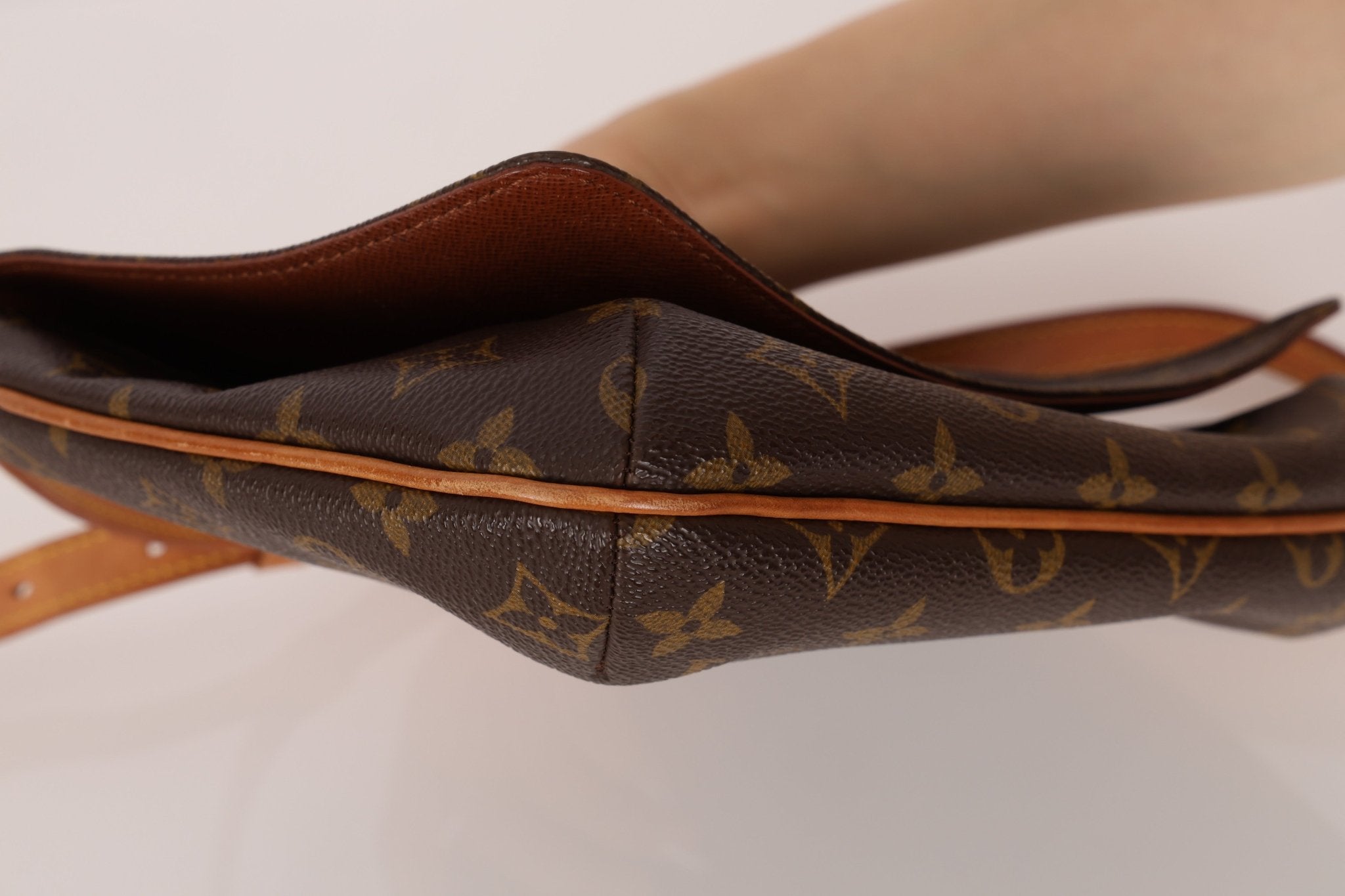 Louis Vuitton Monogram Musette Tango Shoulder Bag - FashioNica