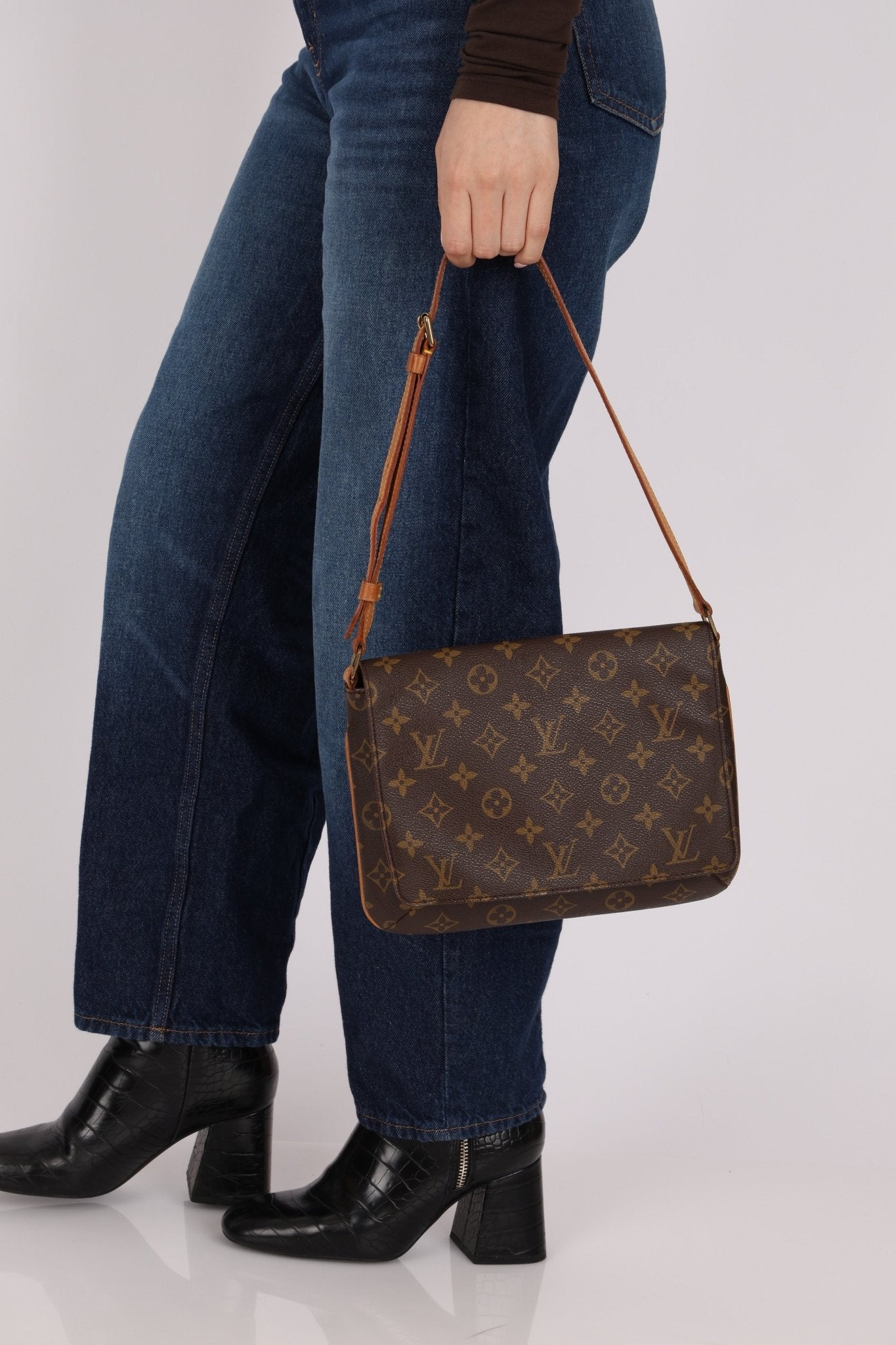 Louis Vuitton Monogram Musette Tango Shoulder Bag - FashioNica